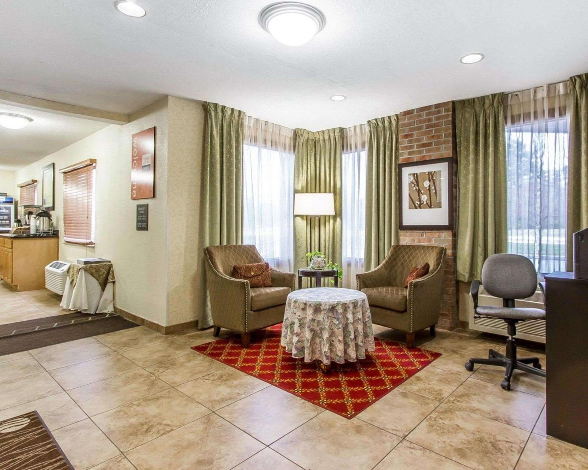 Quality Inn Macomb near University Area photo 5