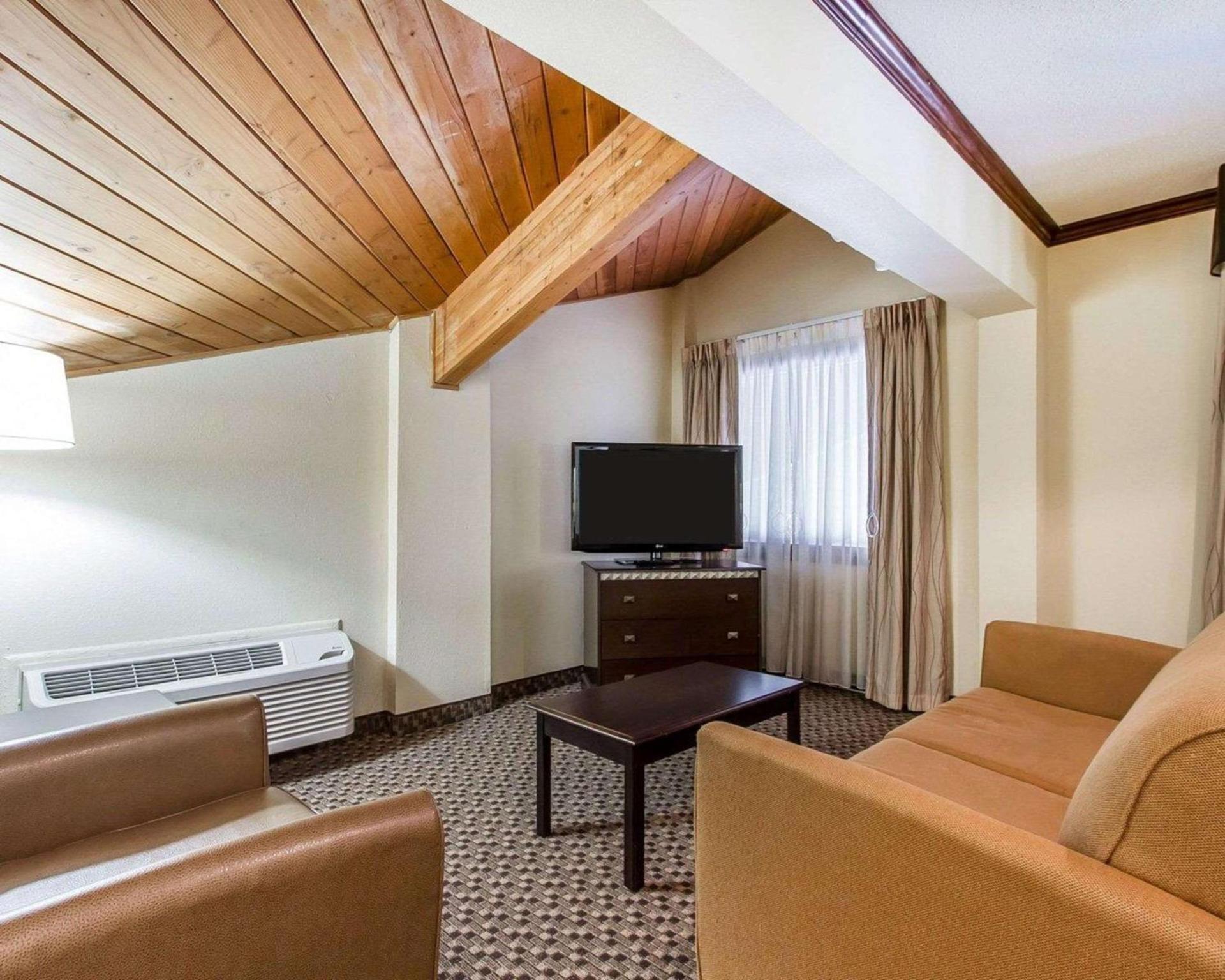 Quality Inn Macomb near University Area photo 6