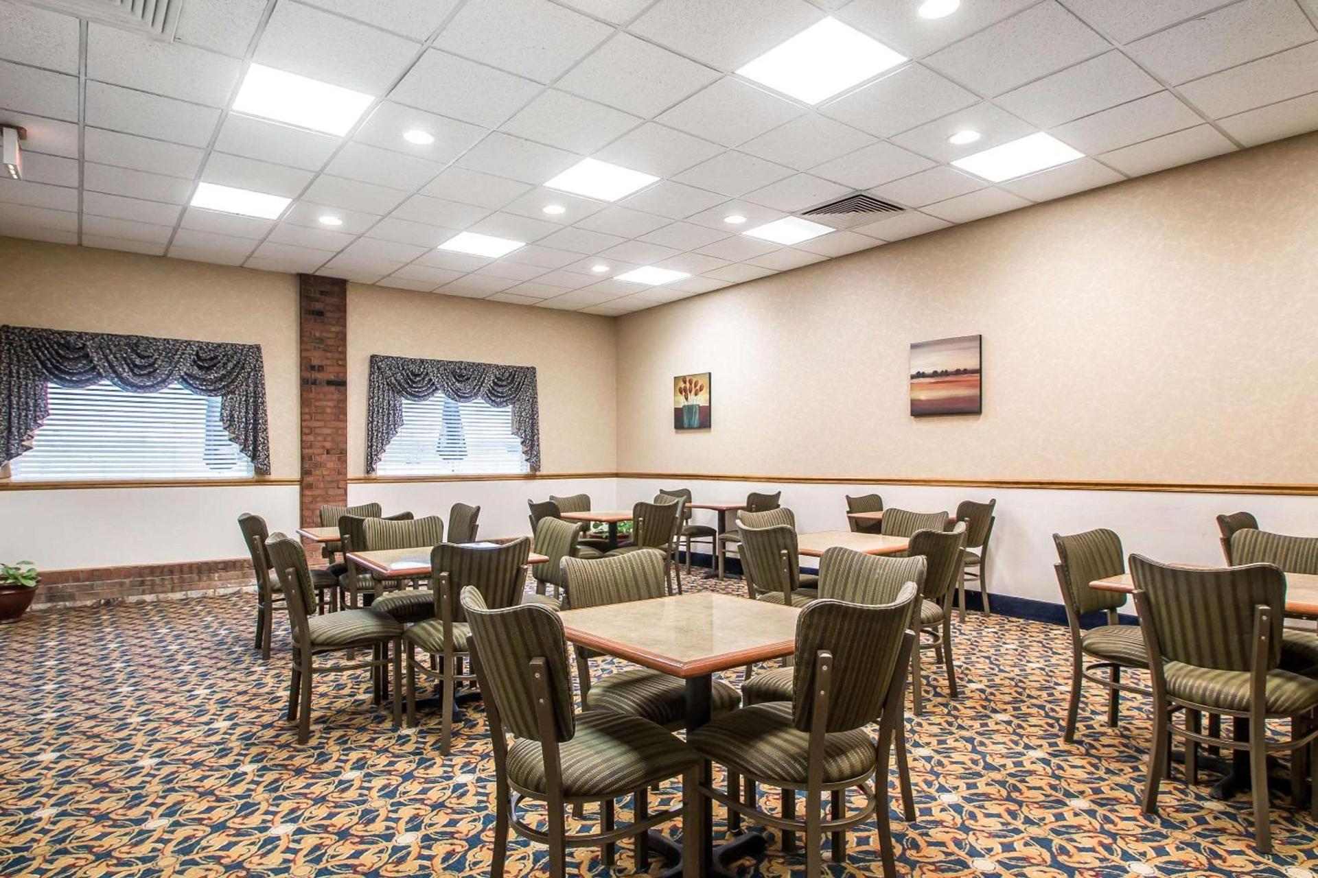 Quality Inn Morris I-80 photo 29