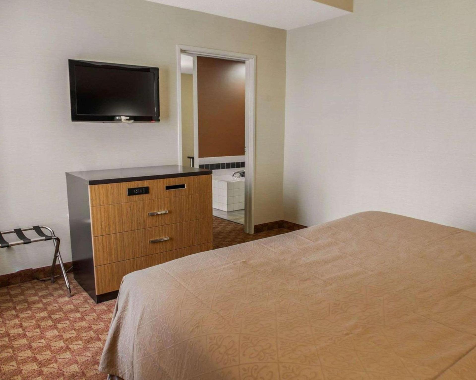 Quality Inn Franklin I-65 photo 37