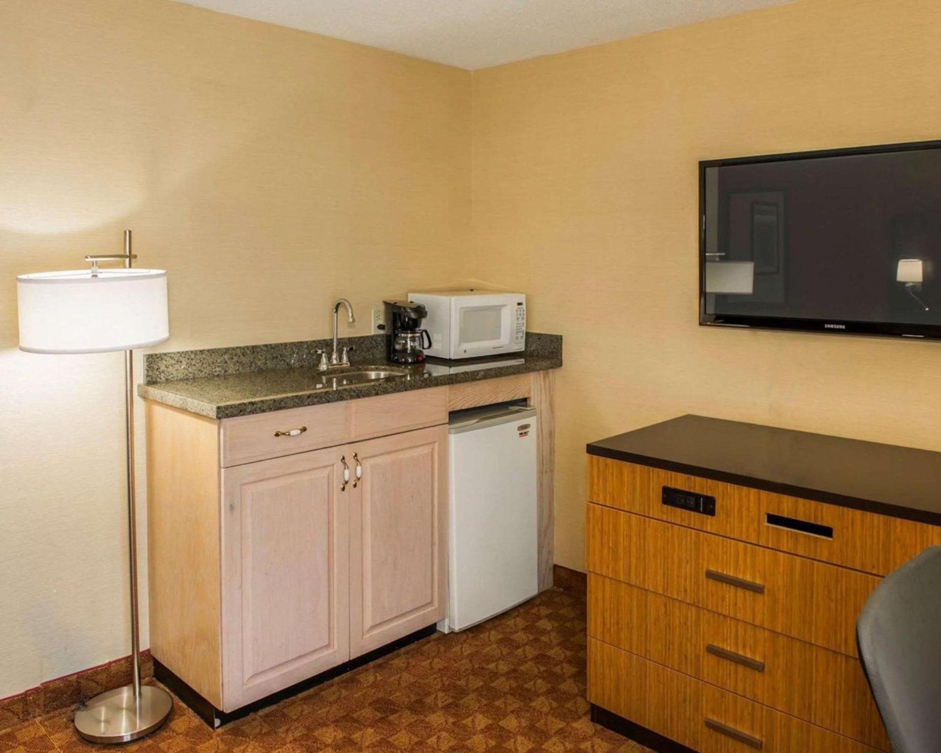 Quality Inn Franklin I-65 photo 36