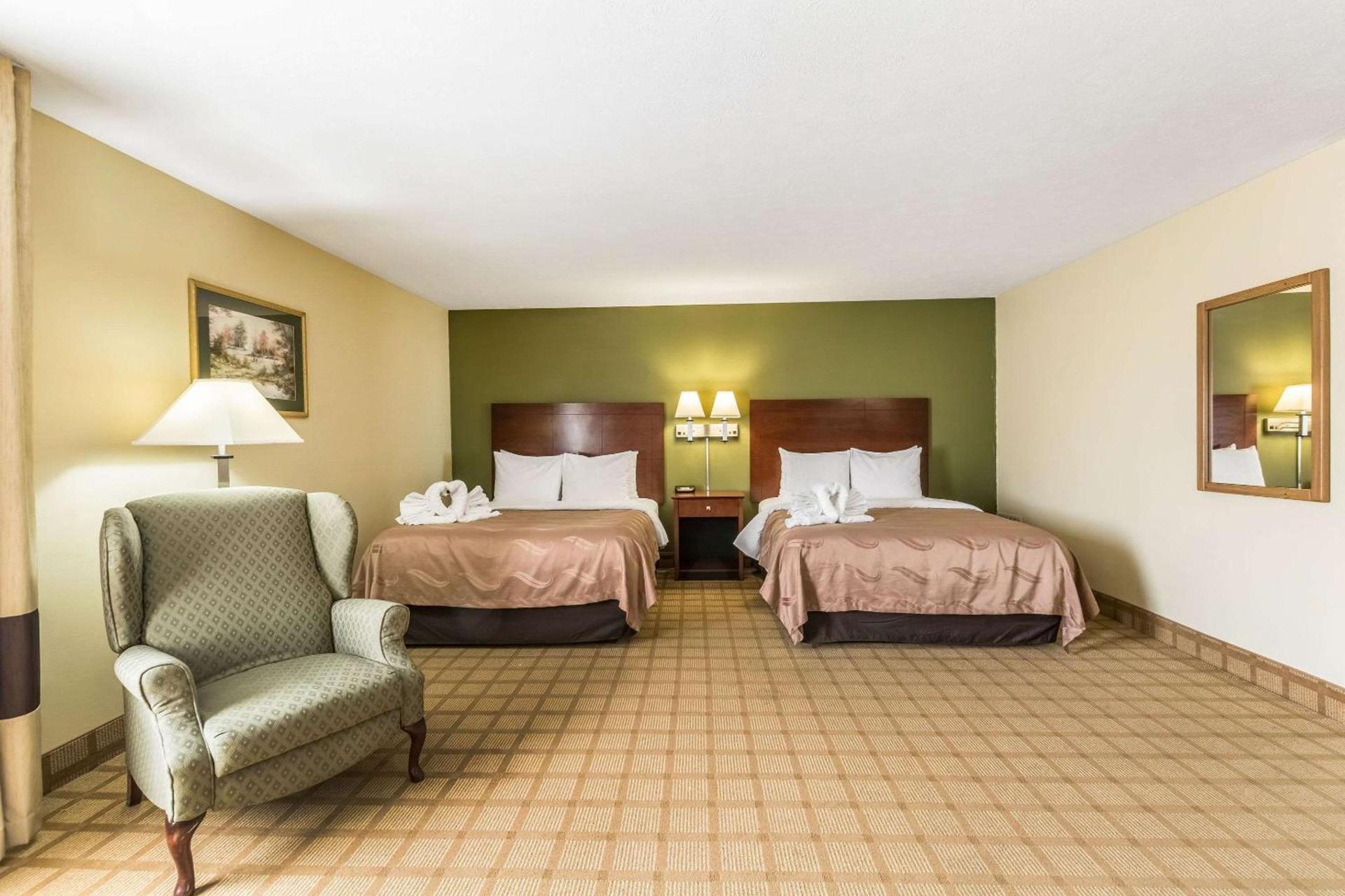 Quality Inn I-74 Batesville photo 17