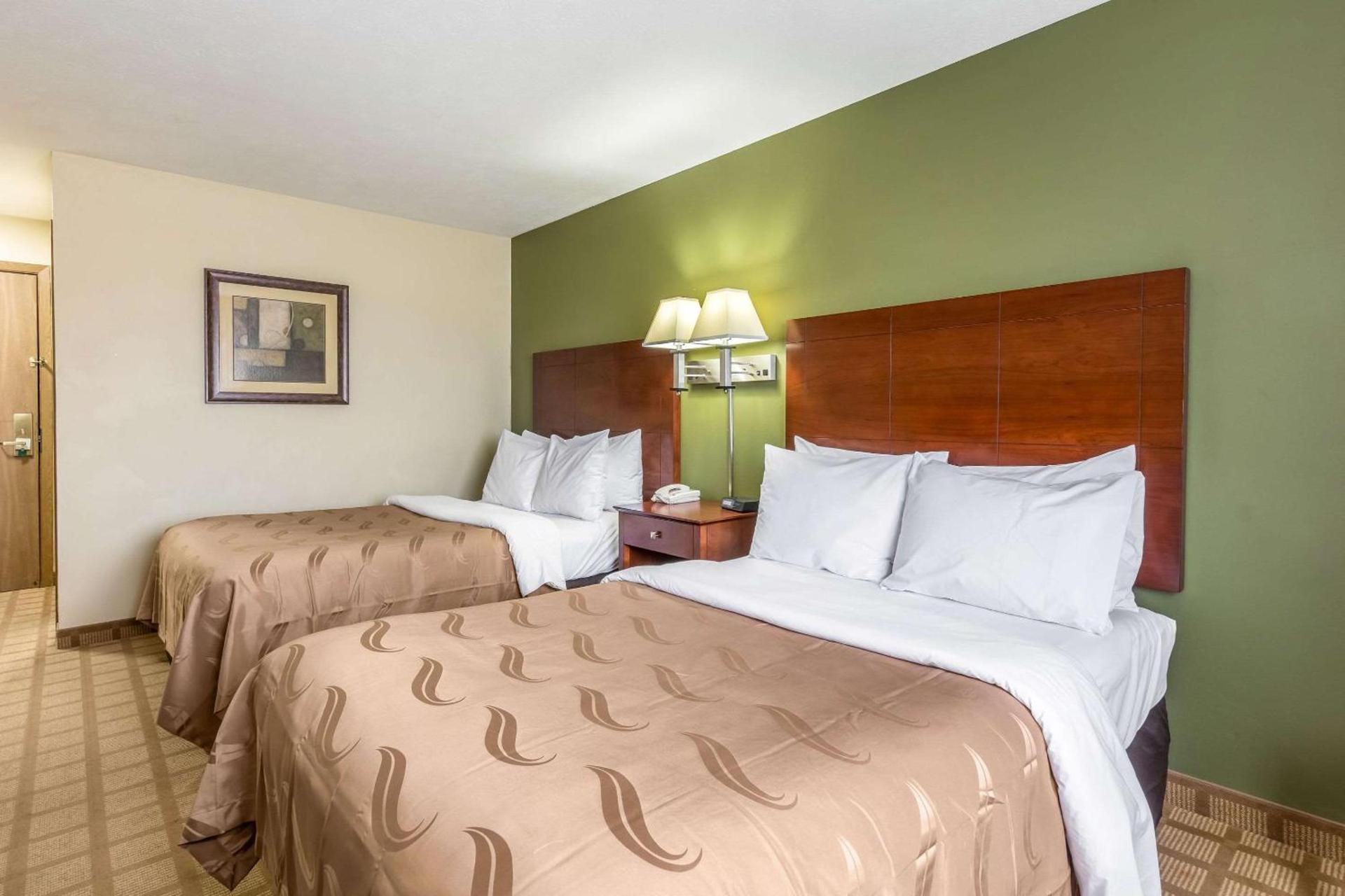 Quality Inn I-74 Batesville photo 12