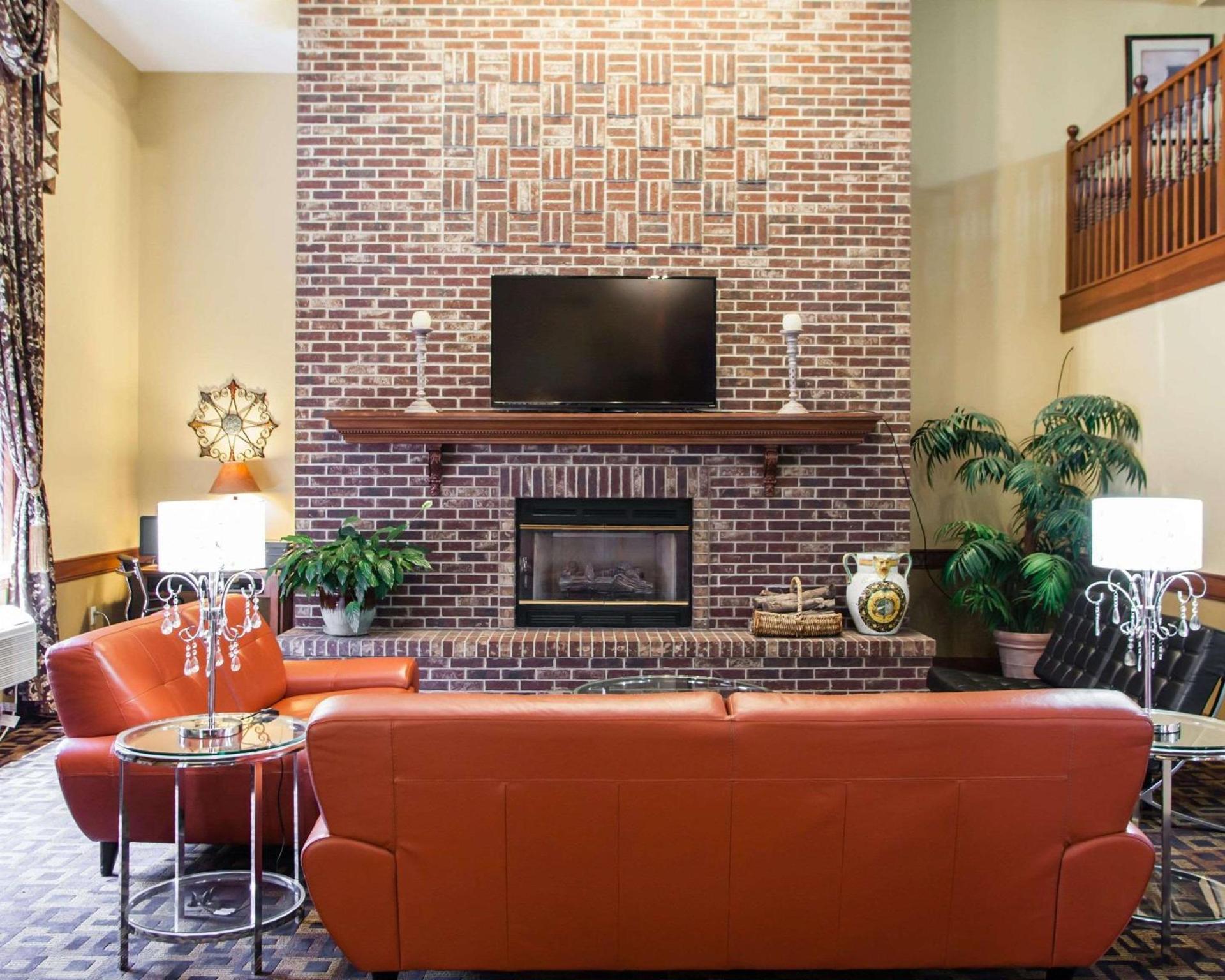 Quality Inn Bolingbrook I-55 photo 4