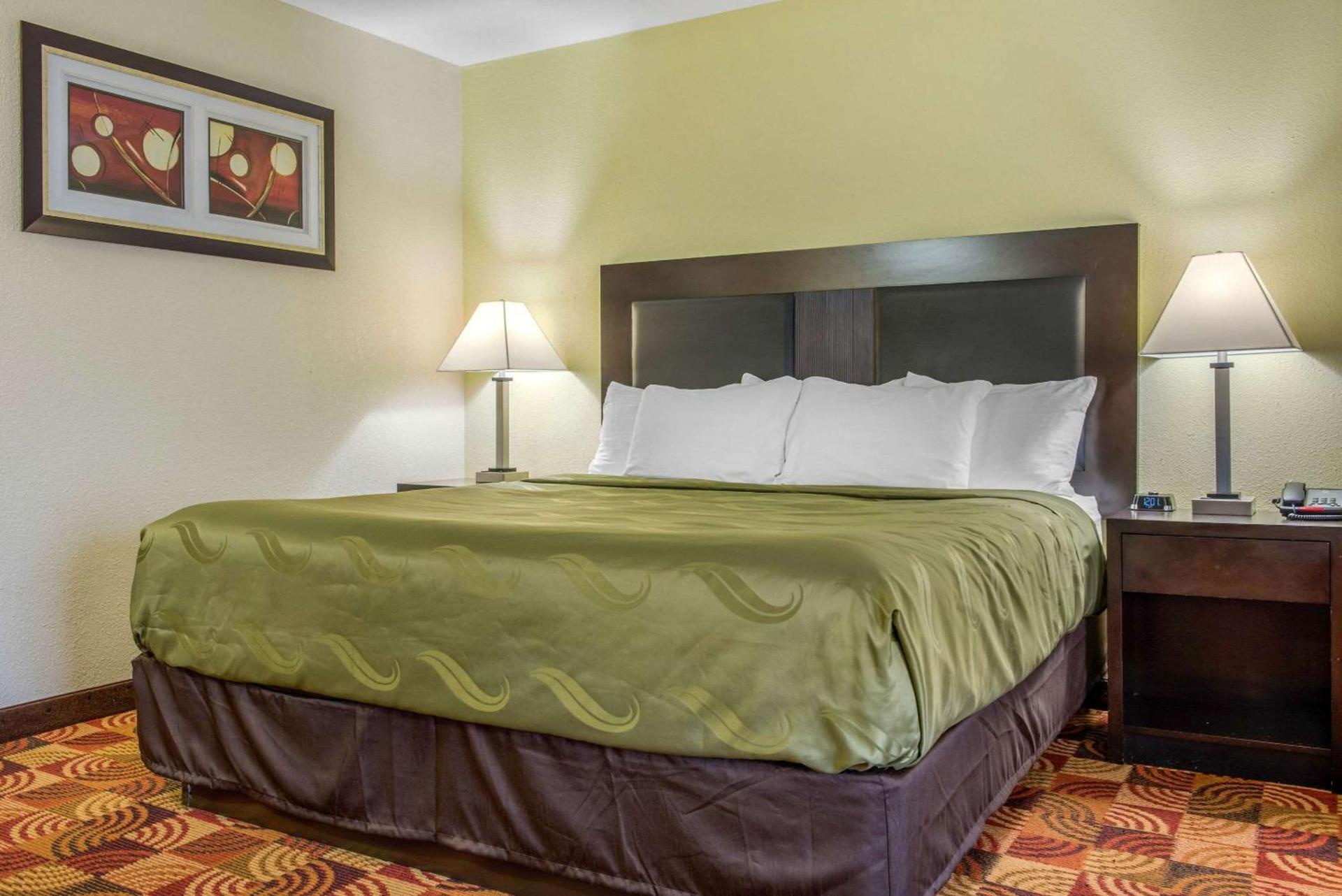 Quality Inn Bloomington Near University photo 15