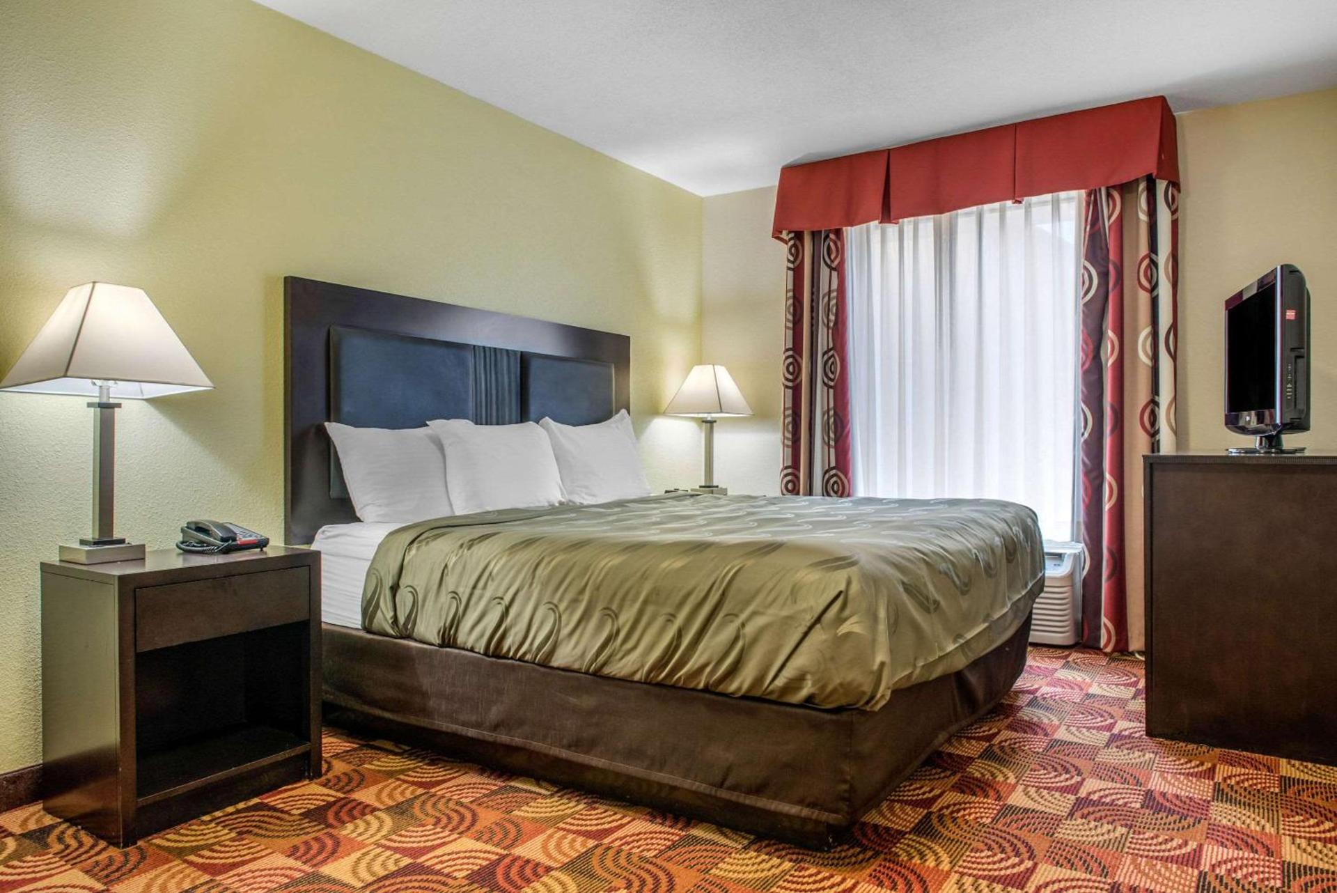 Quality Inn Bloomington Near University photo 25