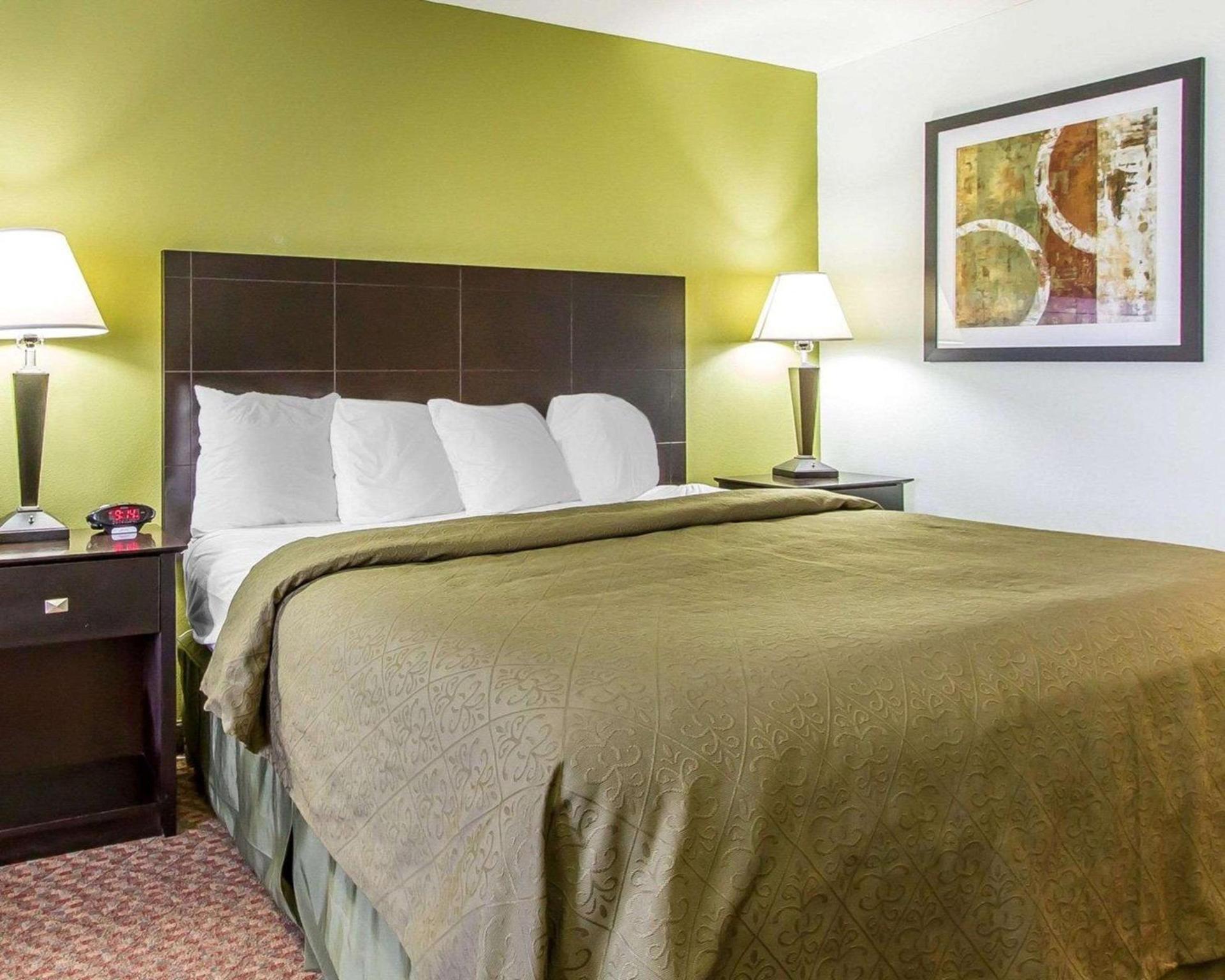 Quality Inn Pontiac photo 18