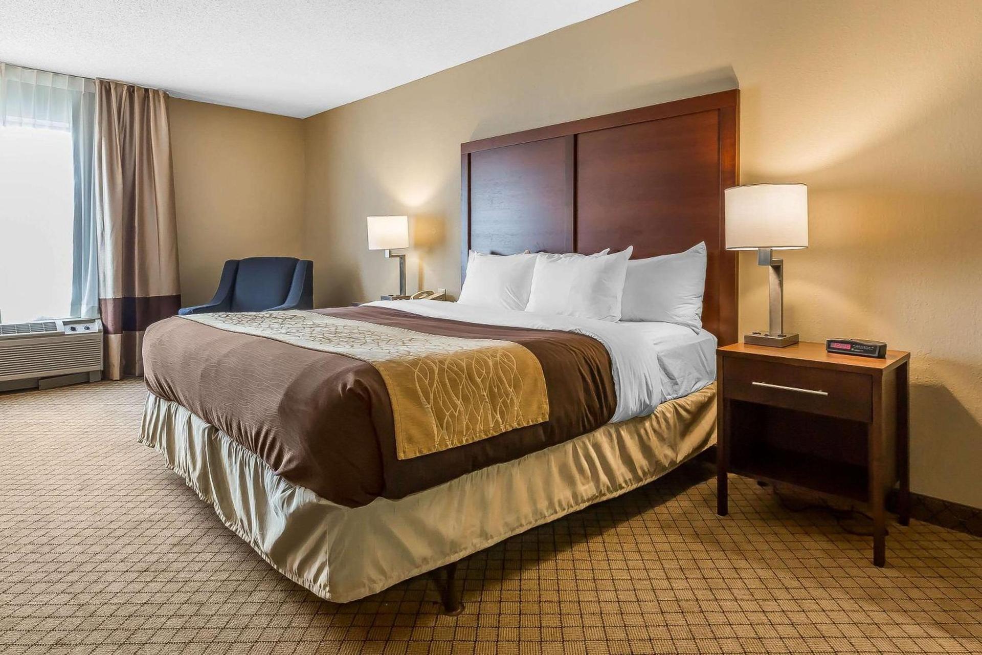 Comfort Inn & Suites Mishawaka-South Bend photo 15
