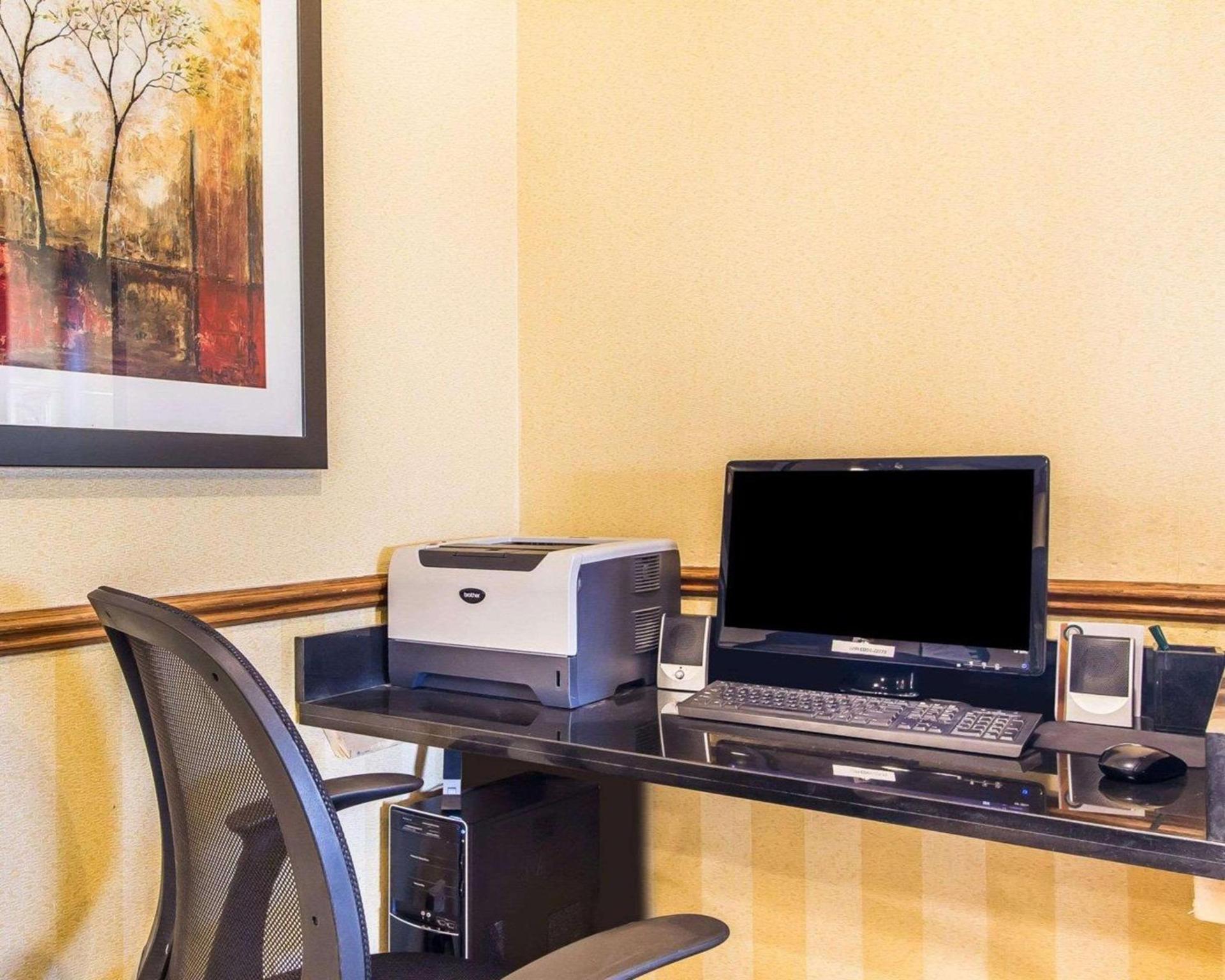Quality Inn Pontiac photo 26