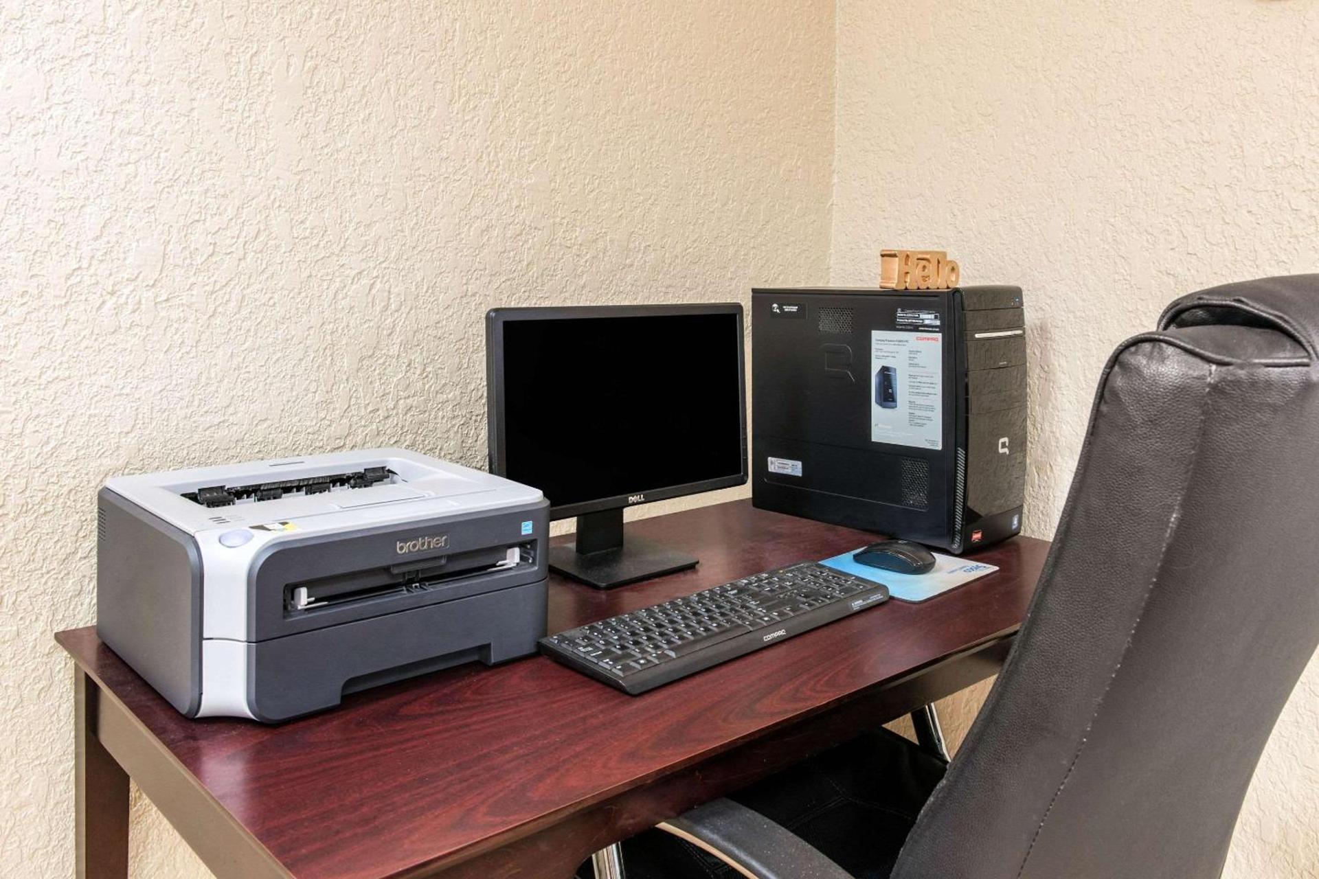 Quality Inn Huntingburg - Jasper photo 35