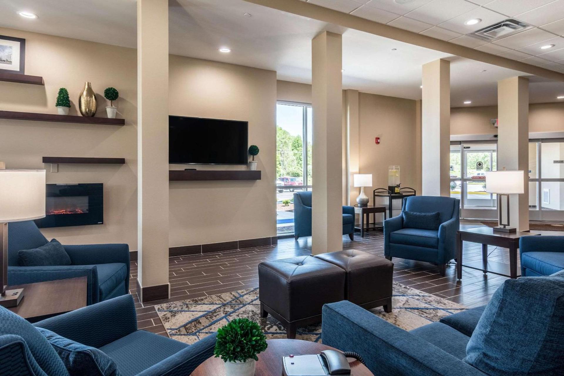 Comfort Inn Edwardsville - St Louis photo 4