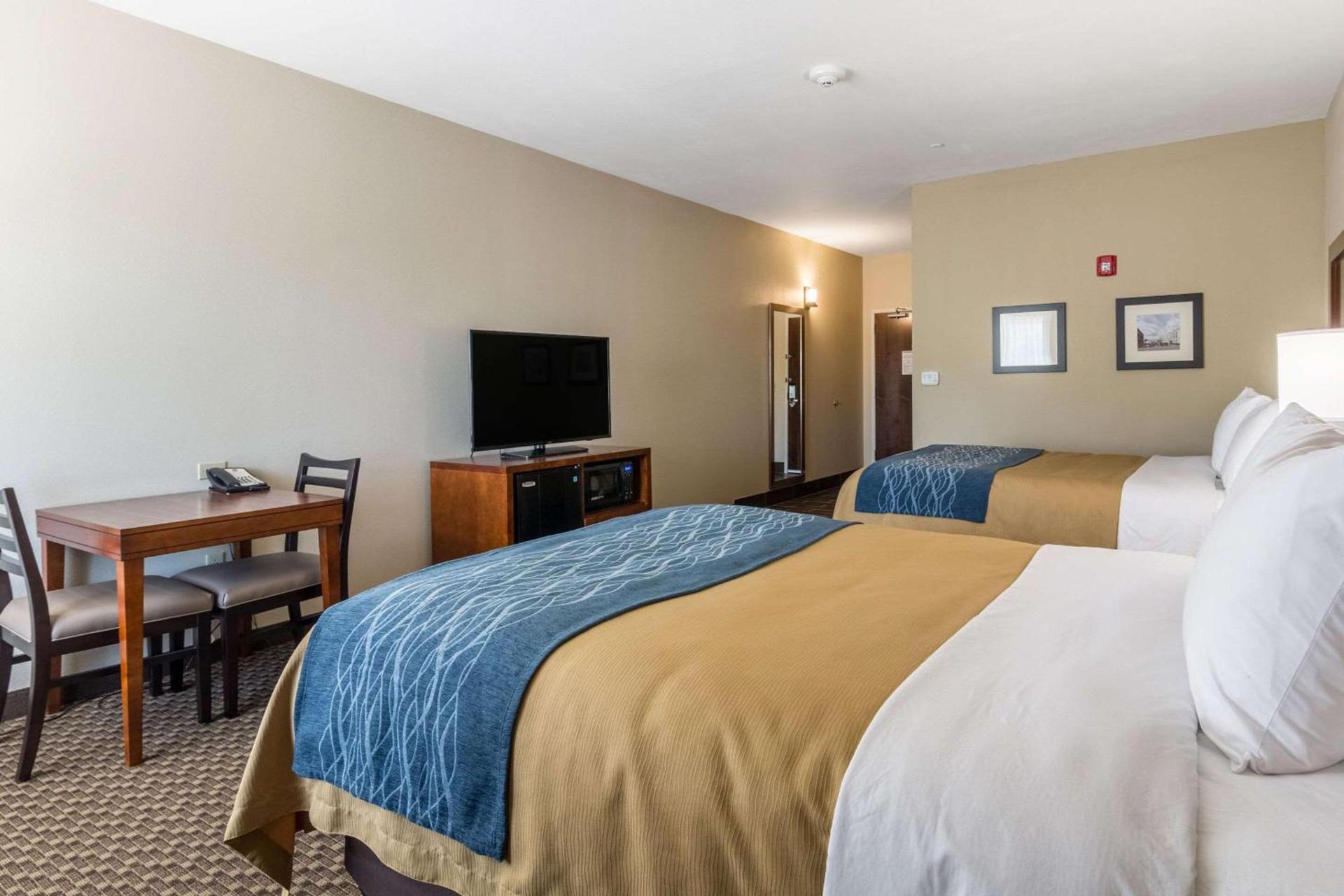 Comfort Inn Edwardsville - St Louis photo 8