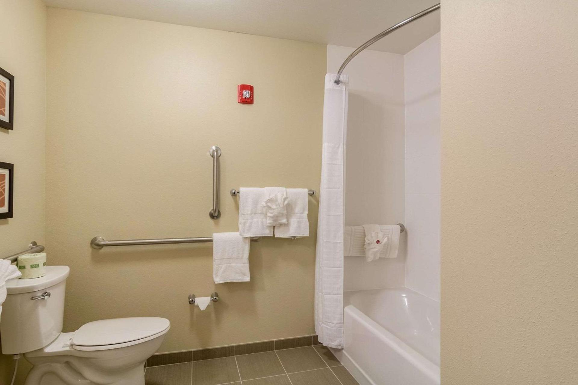 Comfort Inn Edwardsville - St Louis photo 6