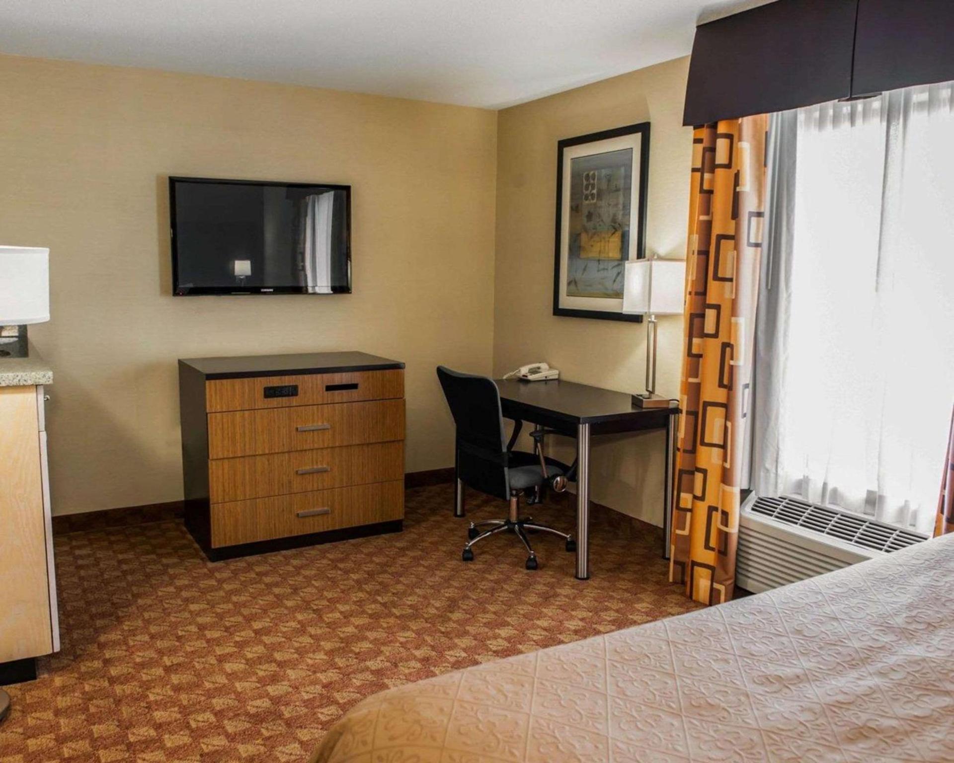 Quality Inn Franklin I-65 photo 35