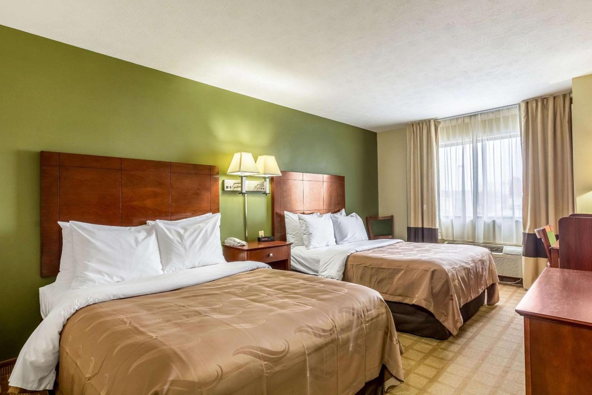 Quality Inn I-74 Batesville photo 10