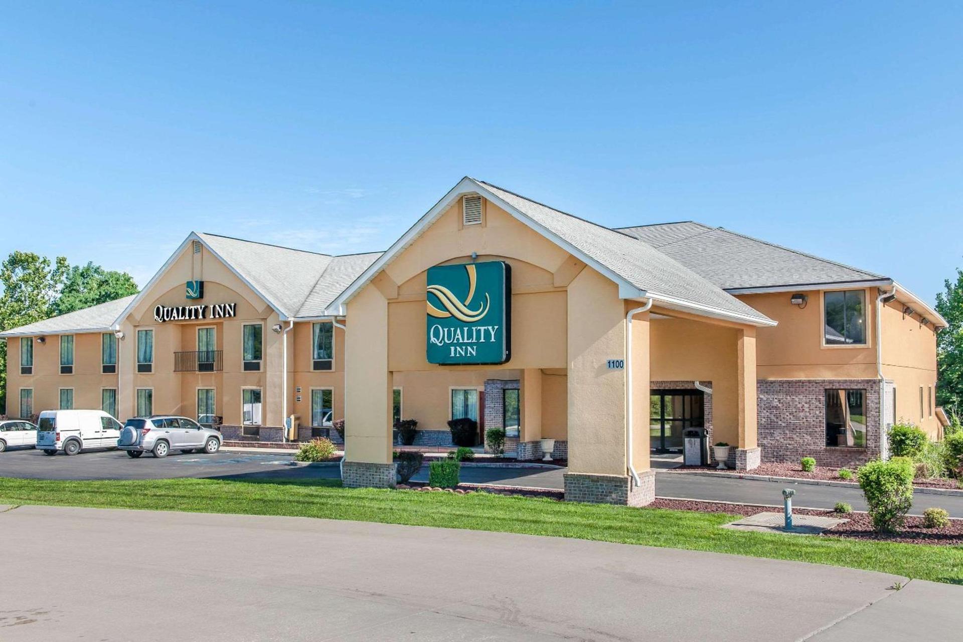 Quality Inn Bloomington Near University photo 2
