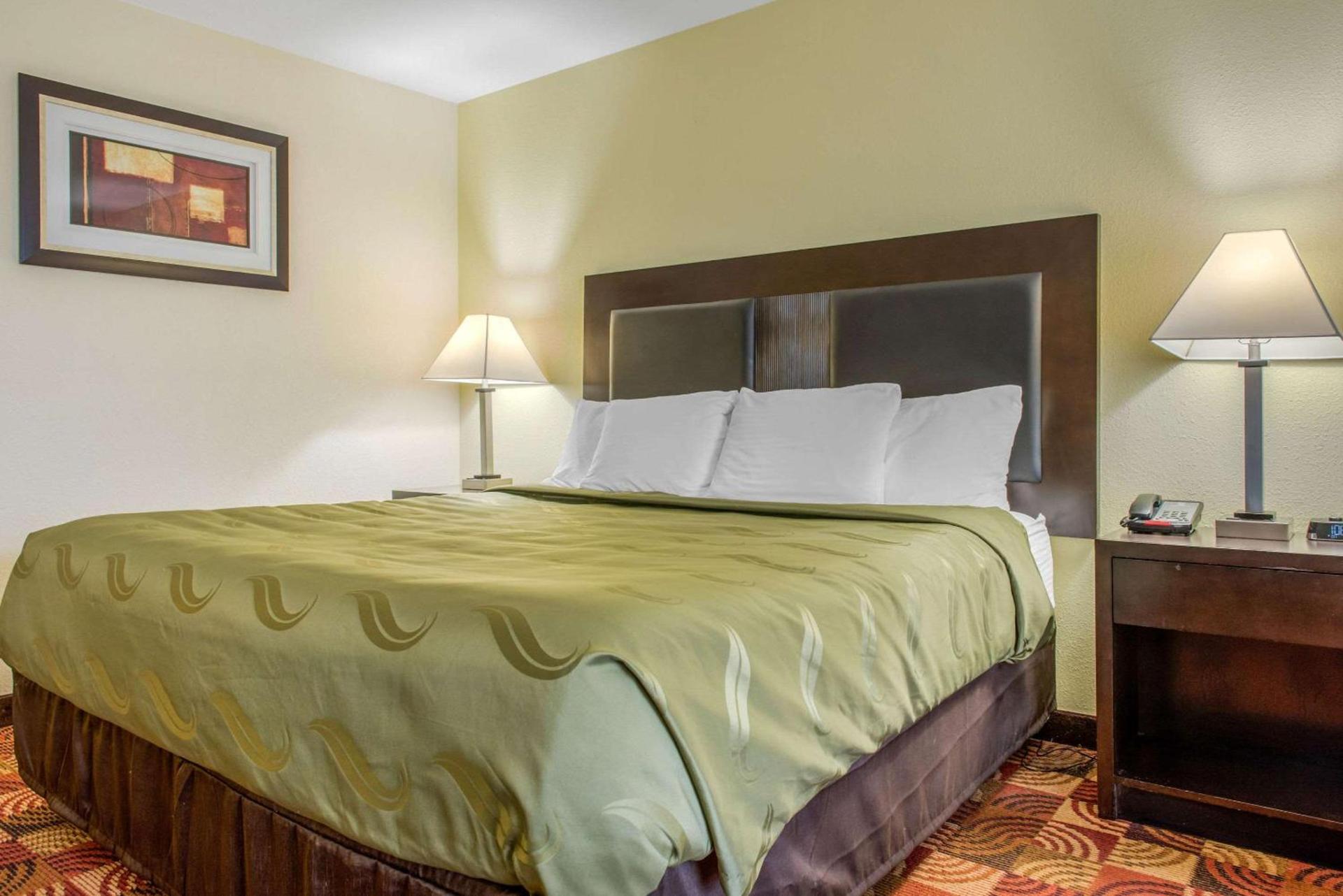 Quality Inn Bloomington Near University photo 22