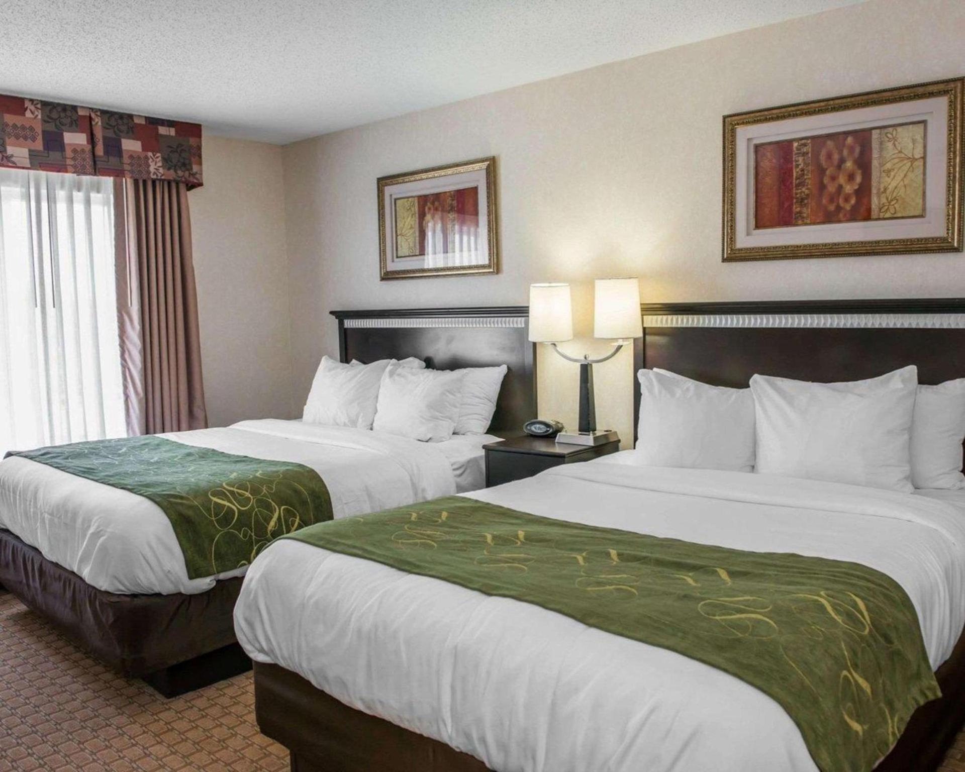 Comfort Suites Southport photo 22