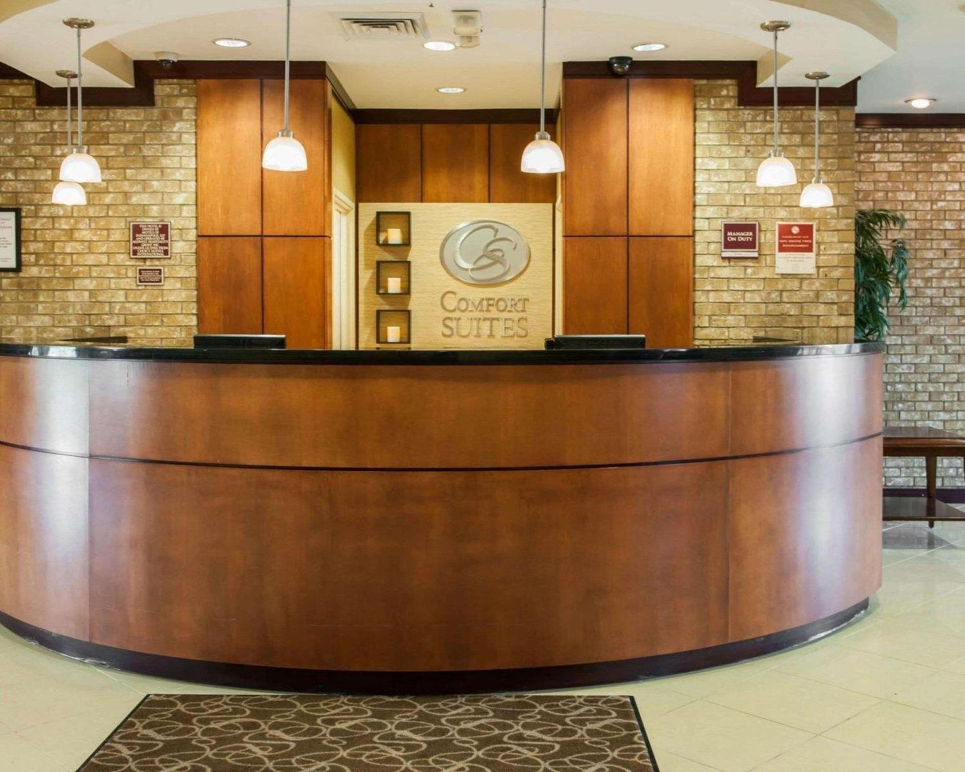 Comfort Suites Southport photo 8