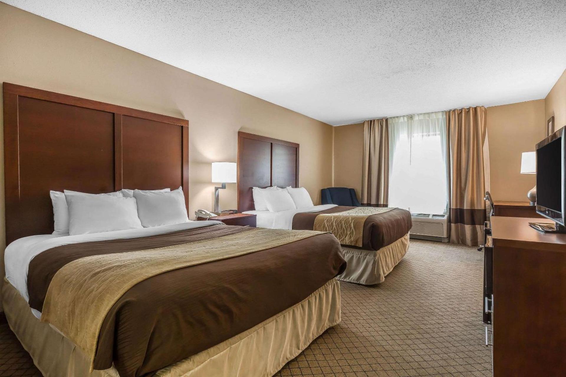 Comfort Inn & Suites Mishawaka-South Bend photo 12