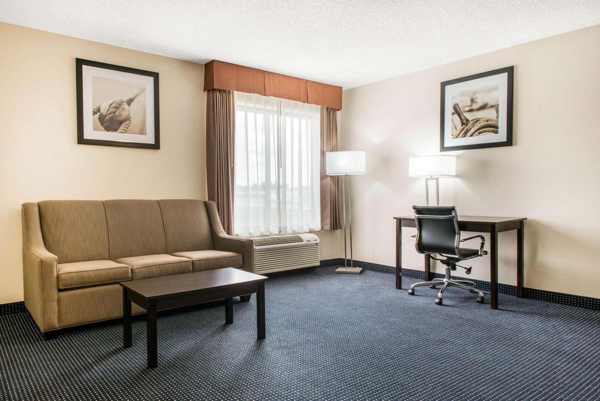 Quality Inn & Suites Anderson I-69 photo 22