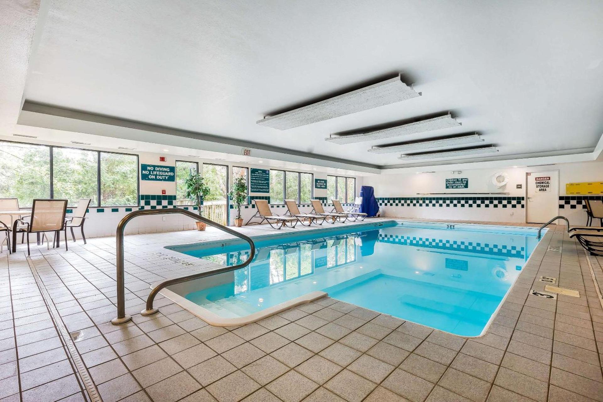 Comfort Inn & Suites Mishawaka-South Bend photo 34
