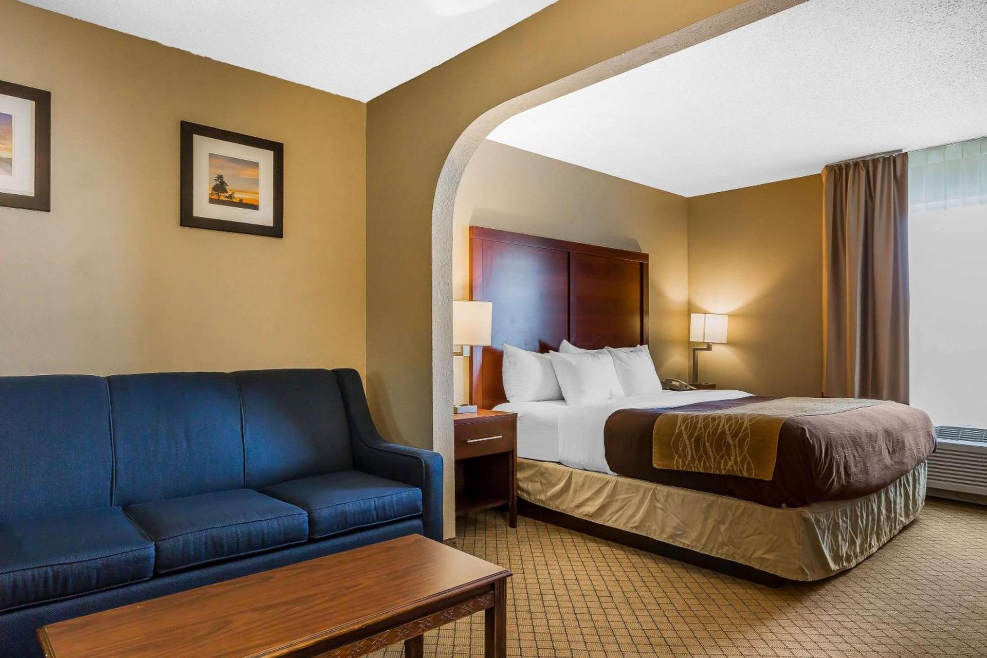 Comfort Inn & Suites Mishawaka-South Bend photo 32