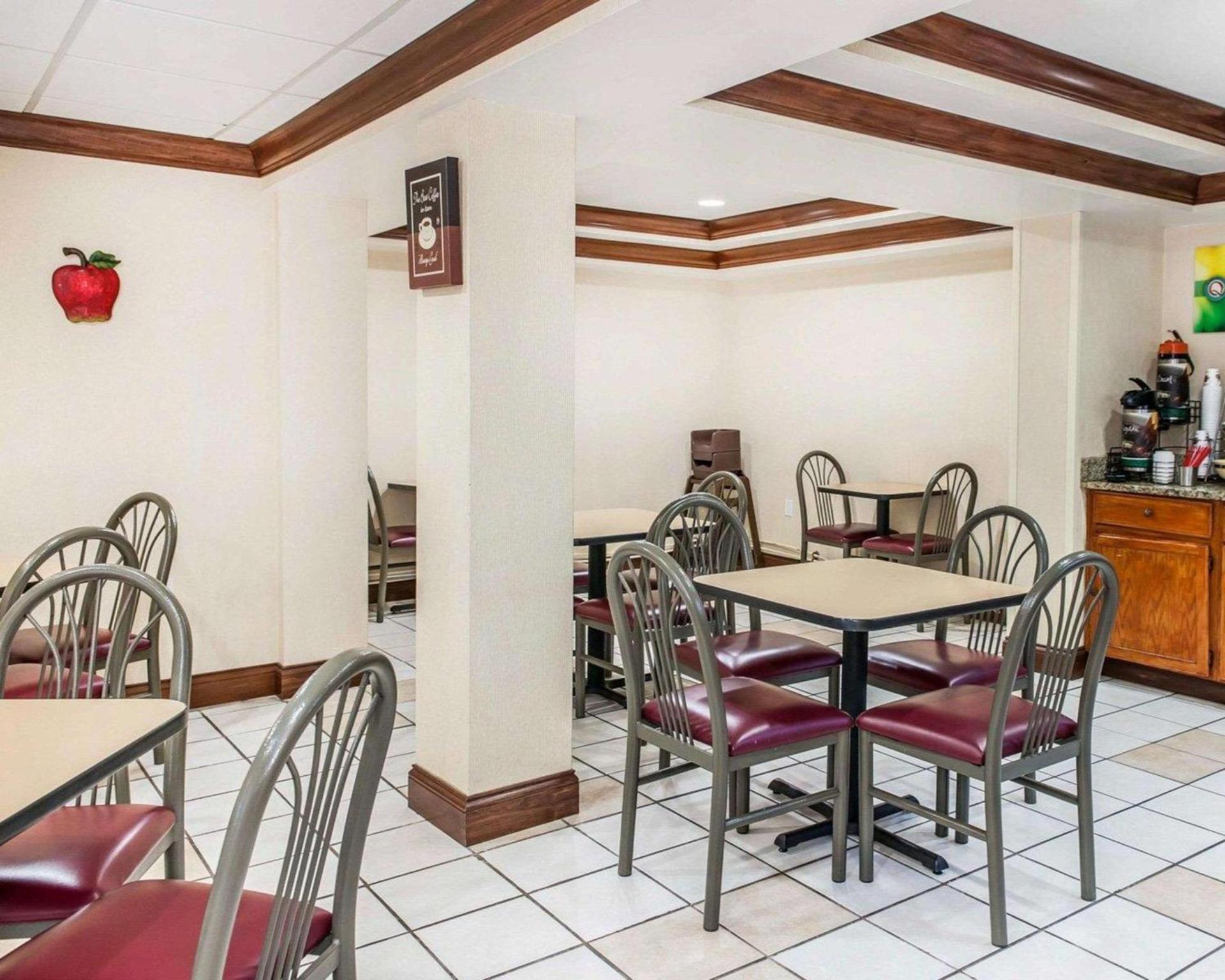 Quality Inn South photo 5