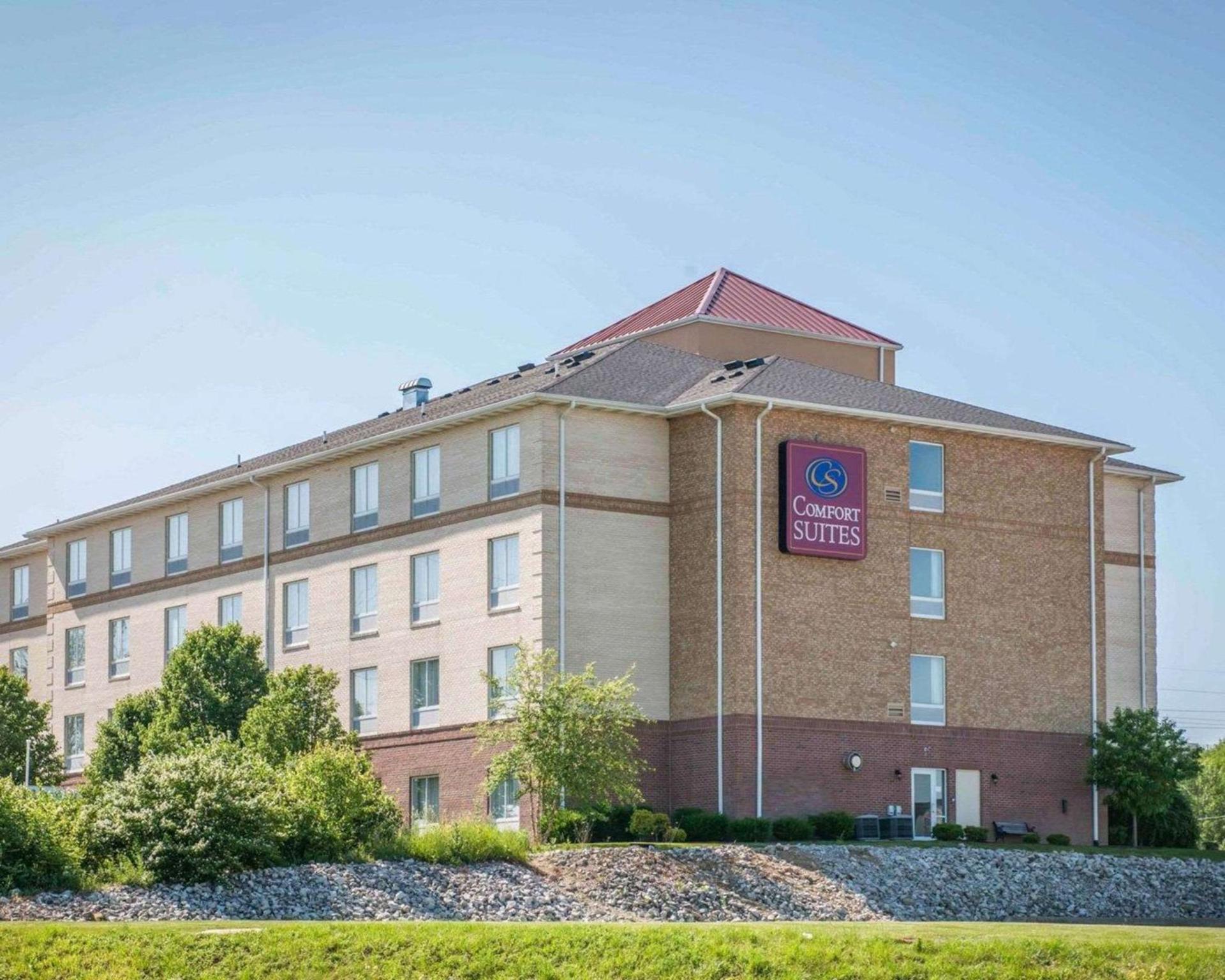 Comfort Suites Southport photo 2