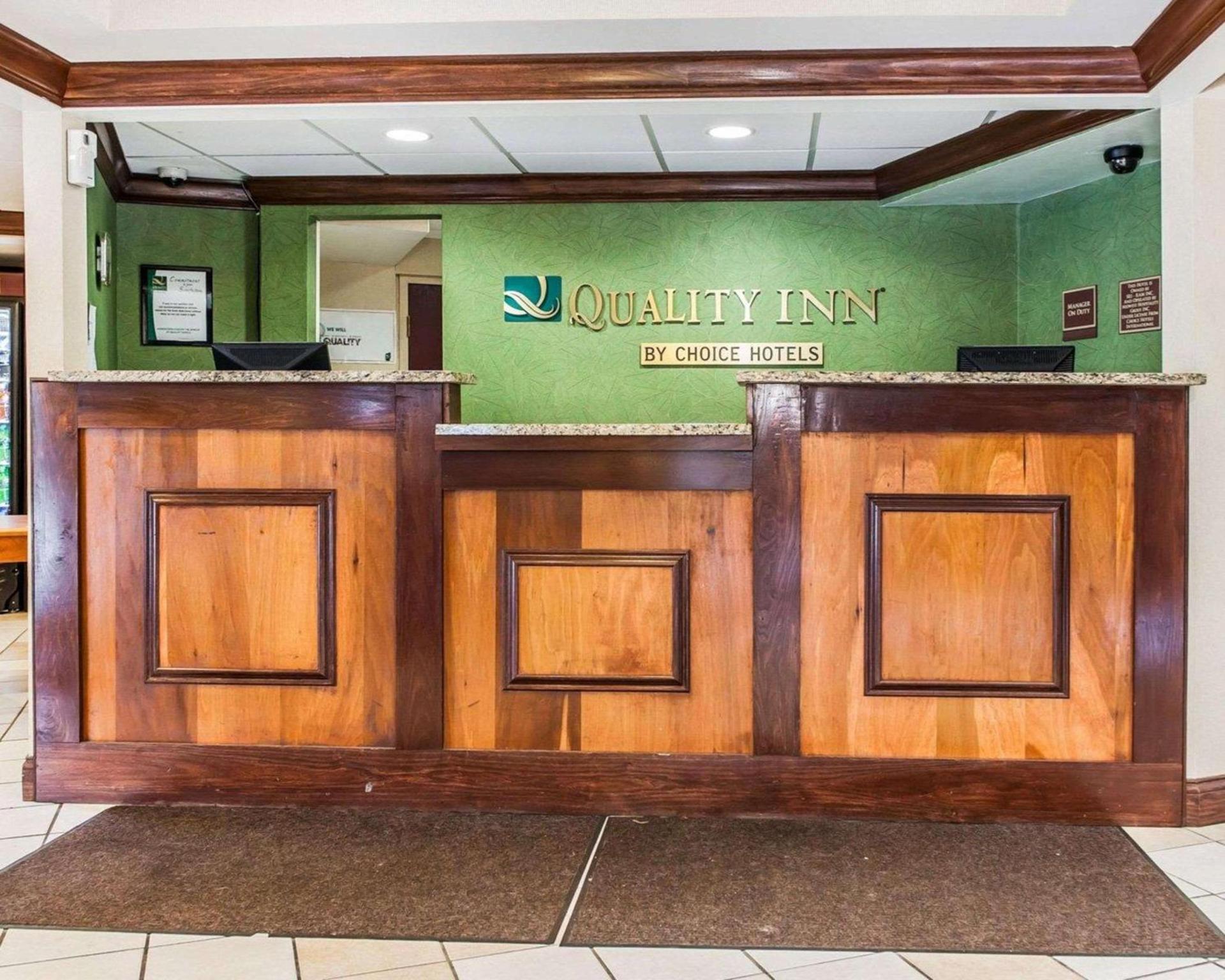 Quality Inn South photo 13