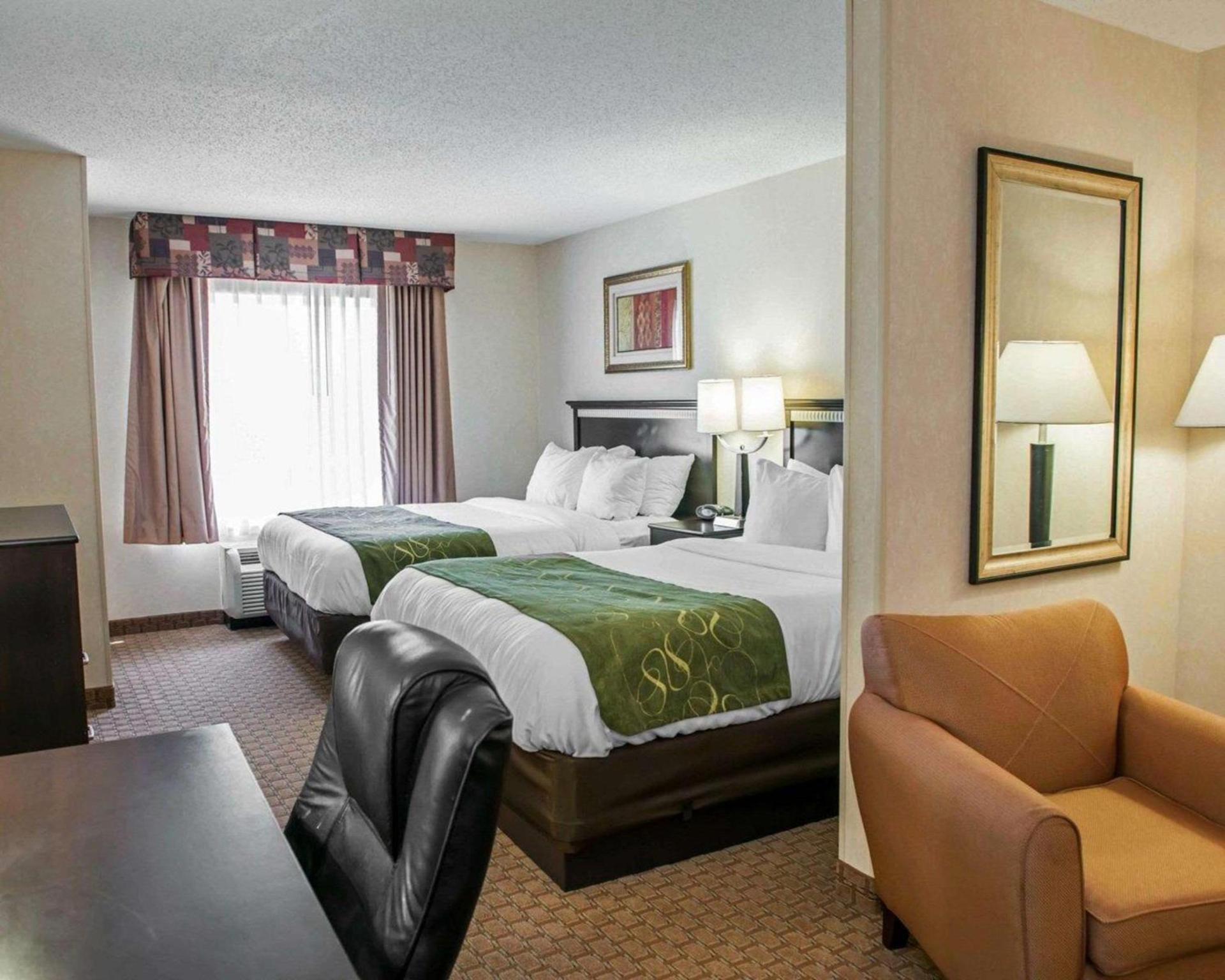 Comfort Suites Southport photo 19