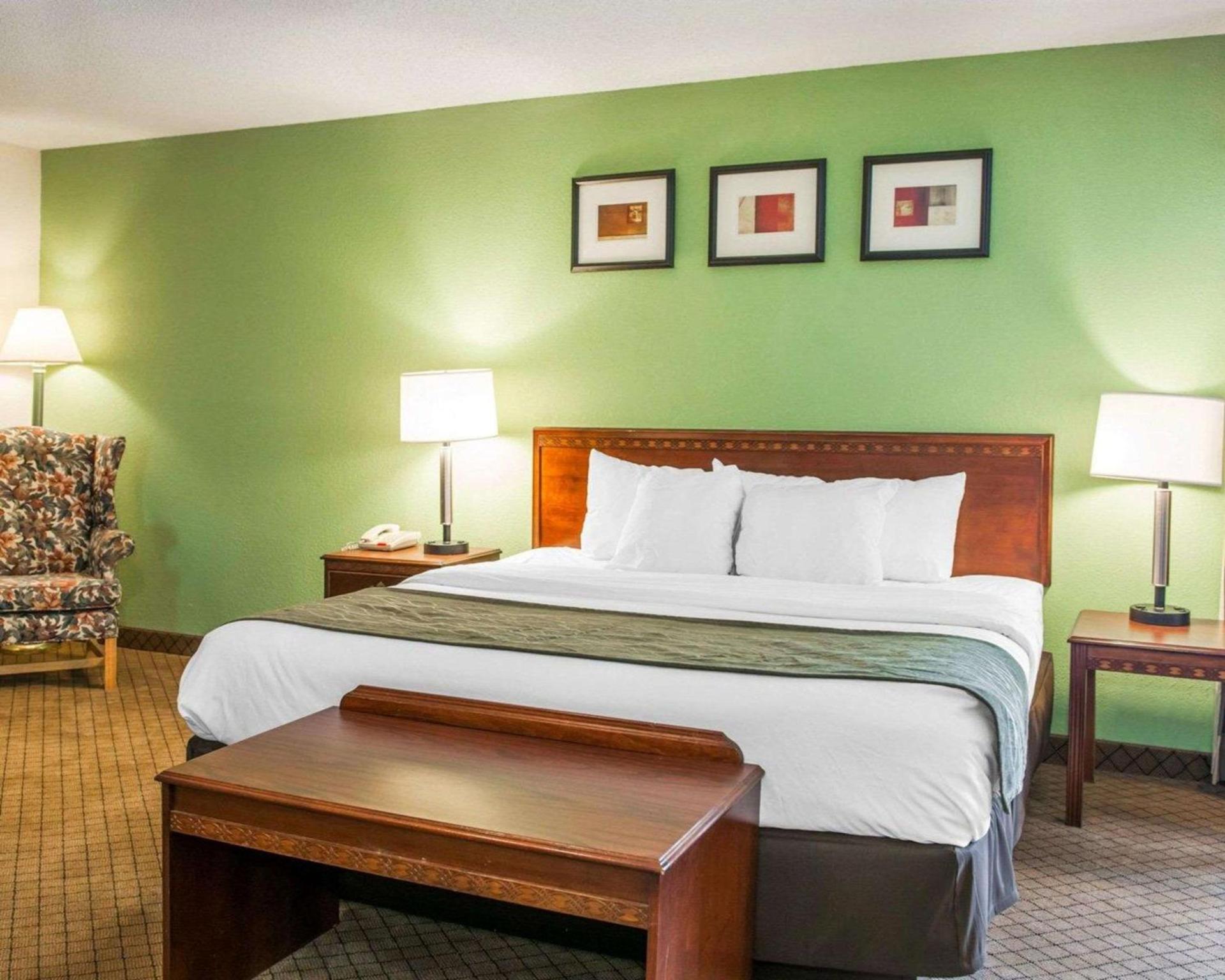 Comfort Inn Goshen photo 15