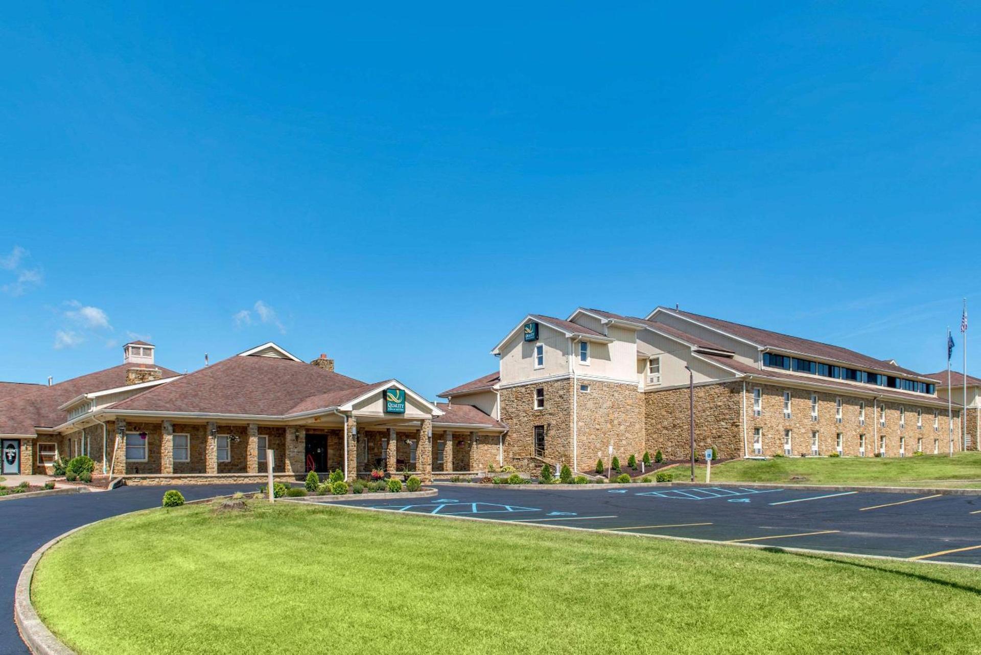 Quality Inn & Suites Bedford West — hotel in Bedford