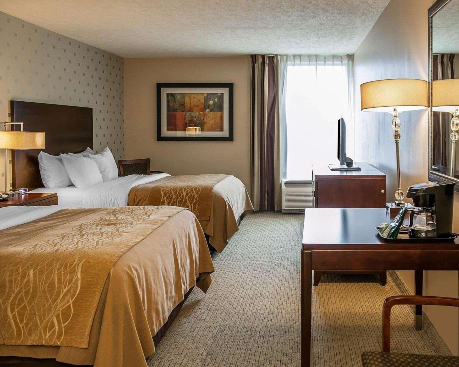 Comfort Inn Bloomington near University photo 11