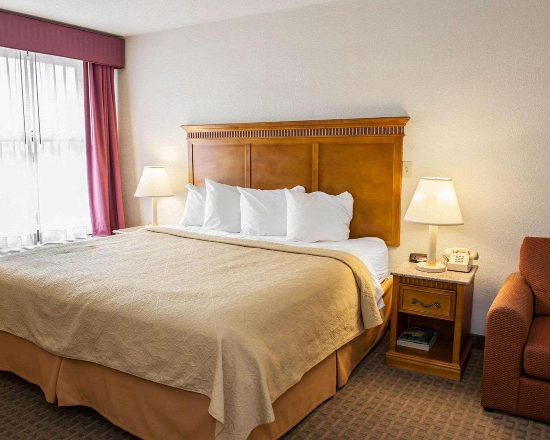 Quality Inn & Suites Indianapolis Northwest photo 17