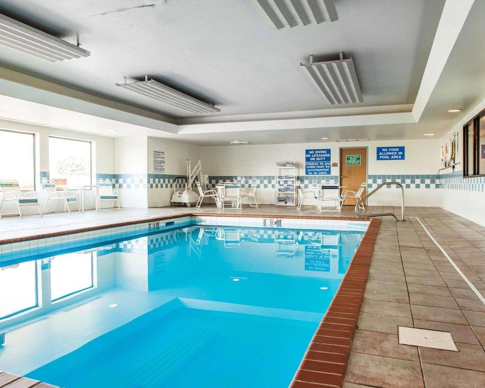 Comfort Inn Goshen photo 21