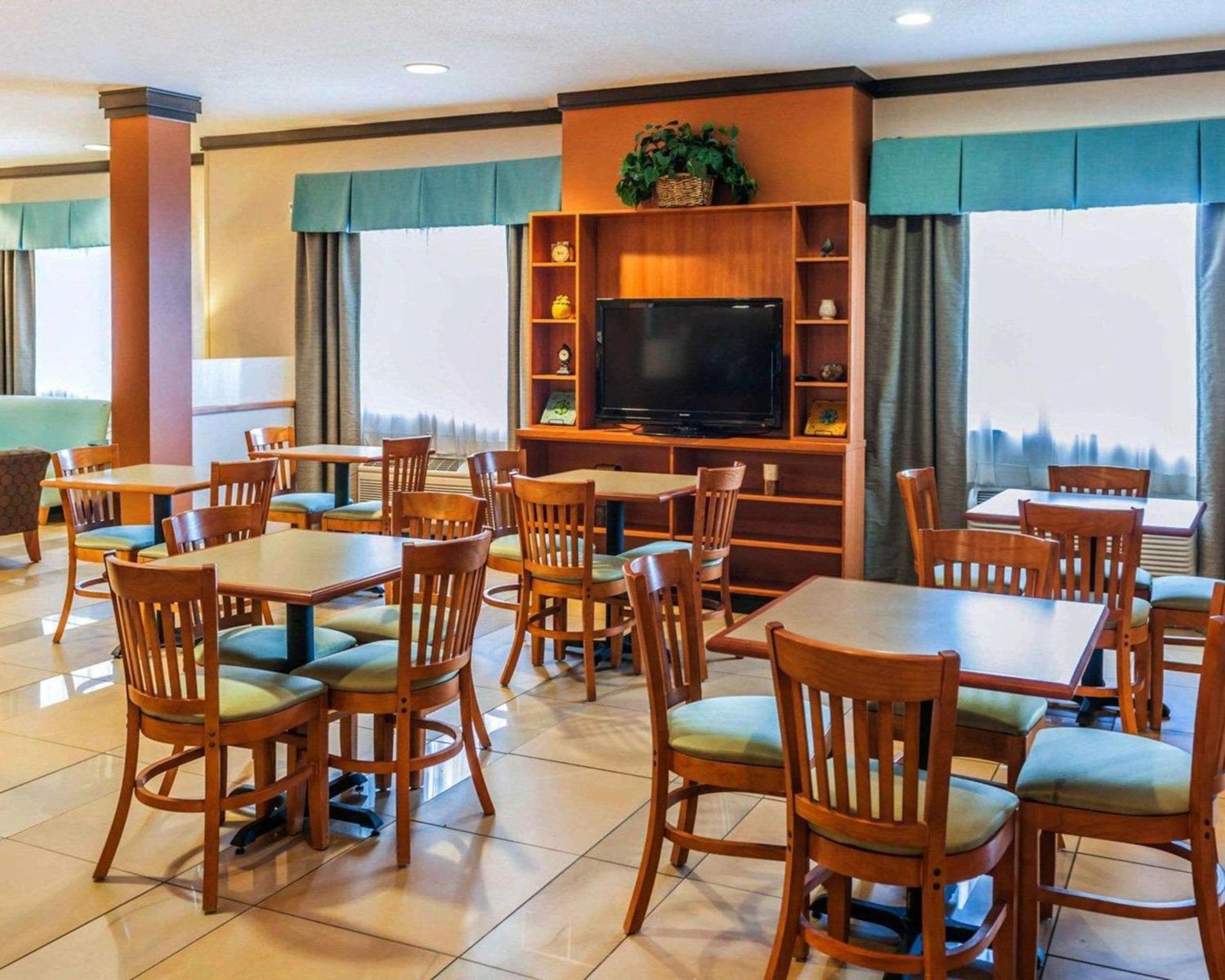 Comfort Inn Avon-Indianapolis West photo 25