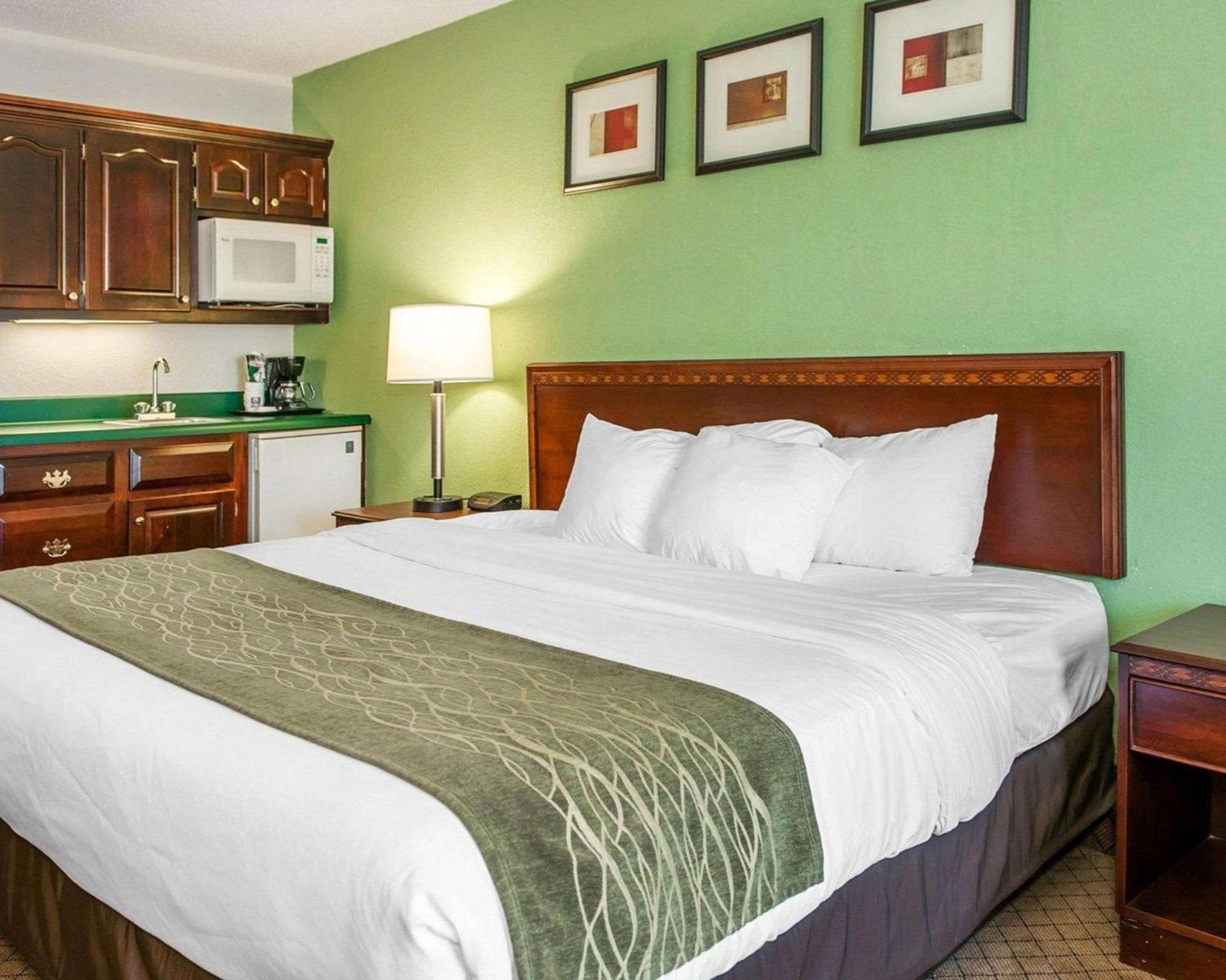 Comfort Inn Goshen photo 20