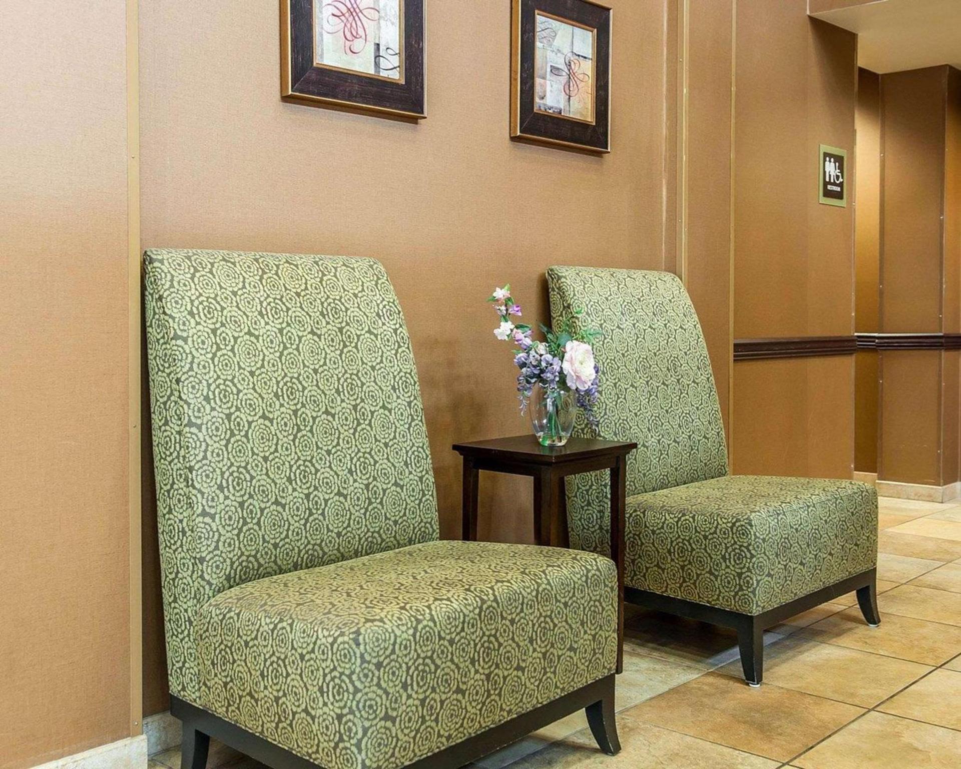 Comfort Inn Bloomington near University photo 6