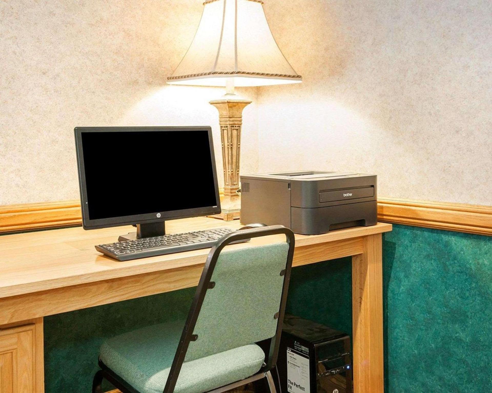 Comfort Inn Goshen photo 25