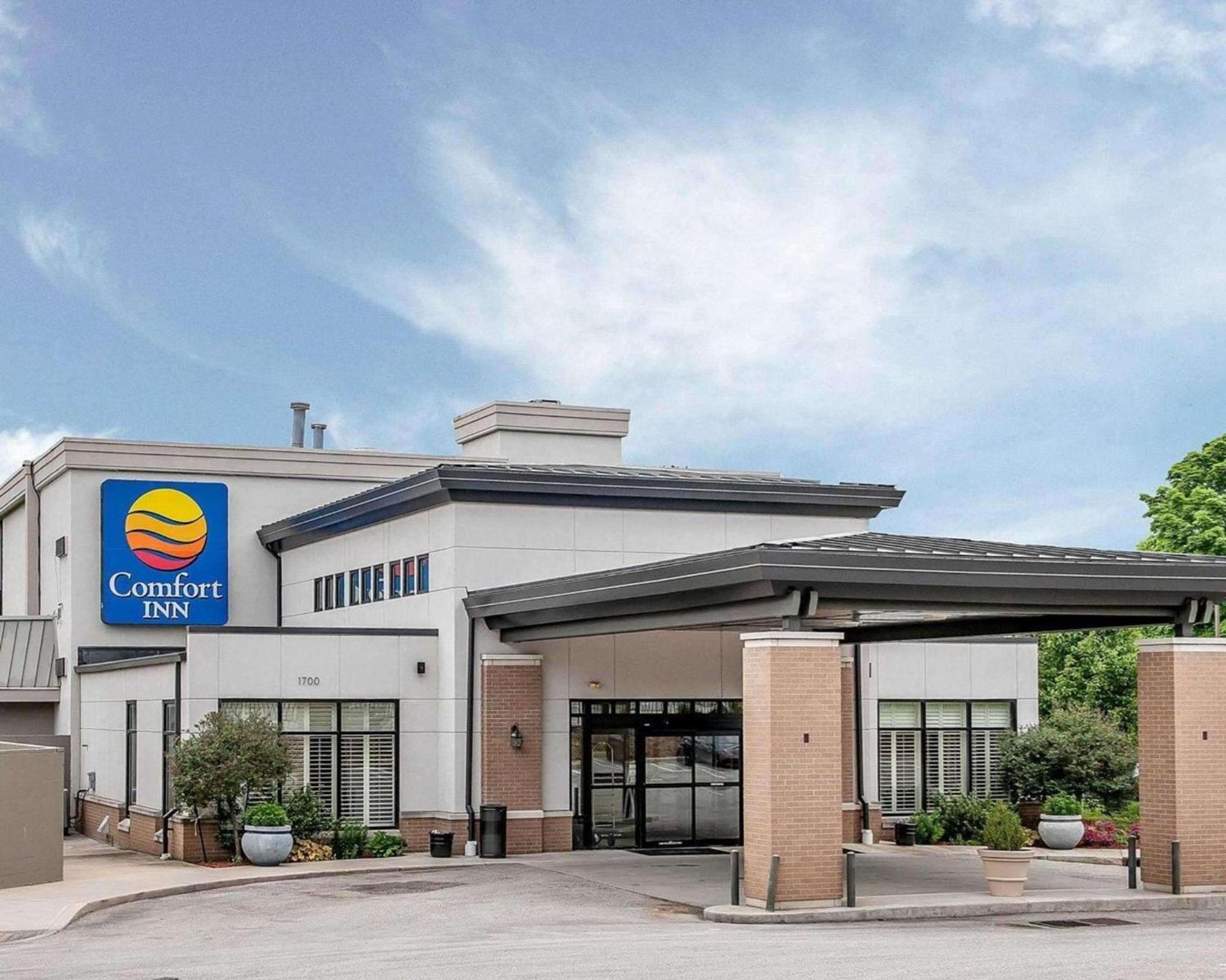 Comfort Inn Bloomington near University photo 1