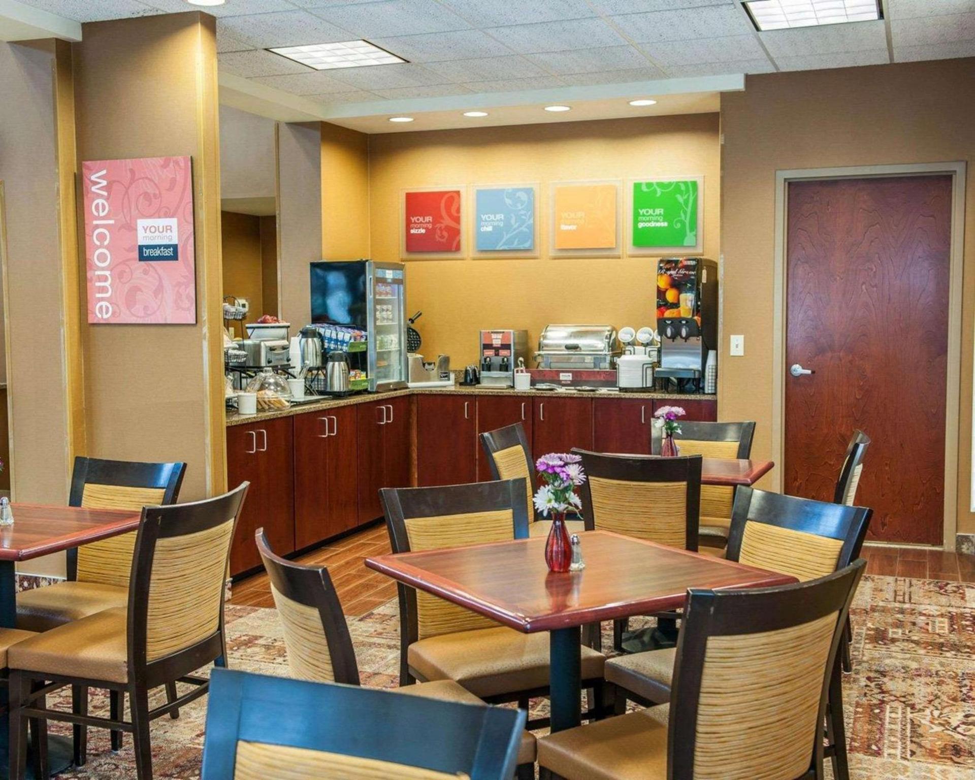 Comfort Inn Bloomington near University photo 30