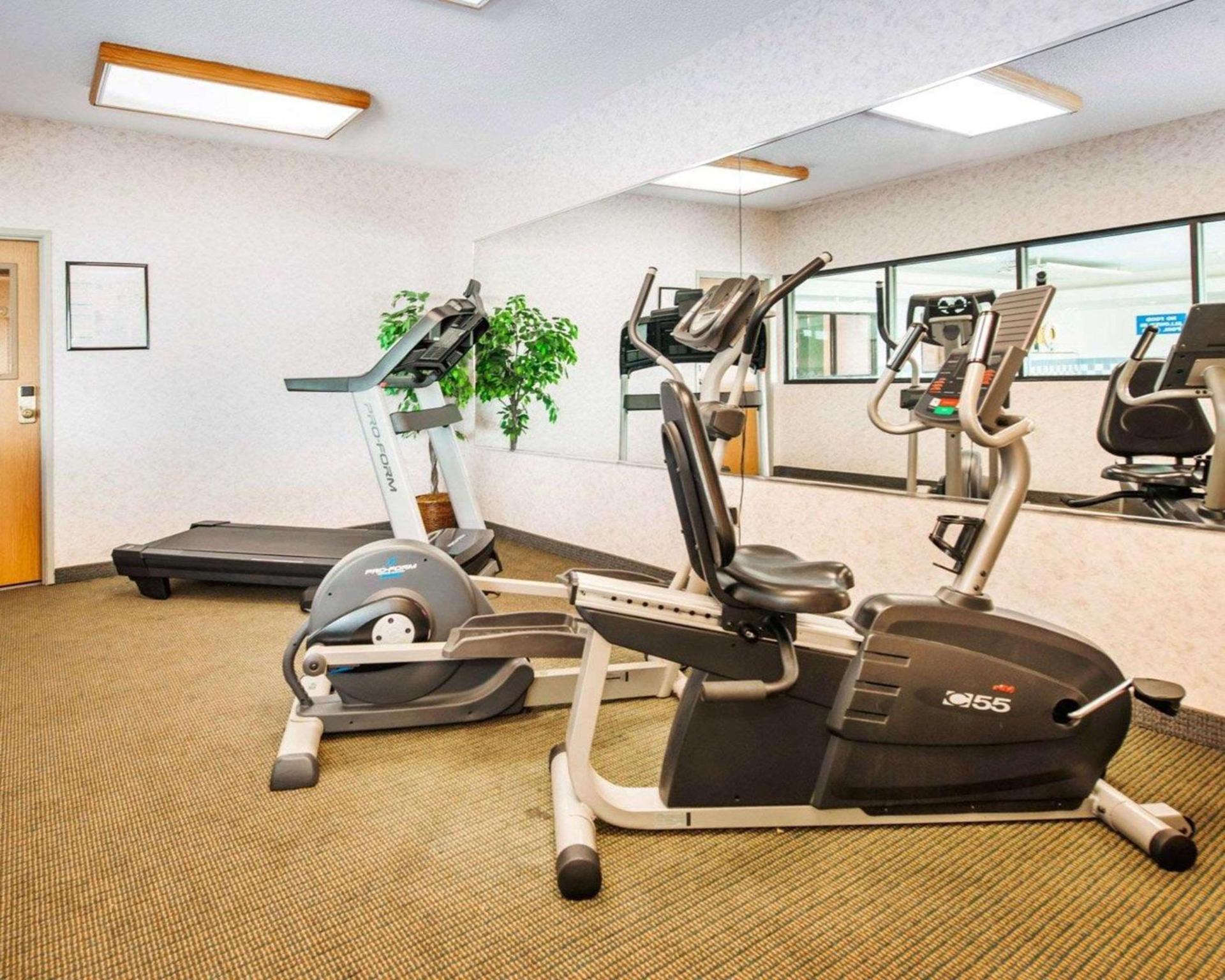 Comfort Inn Goshen photo 23