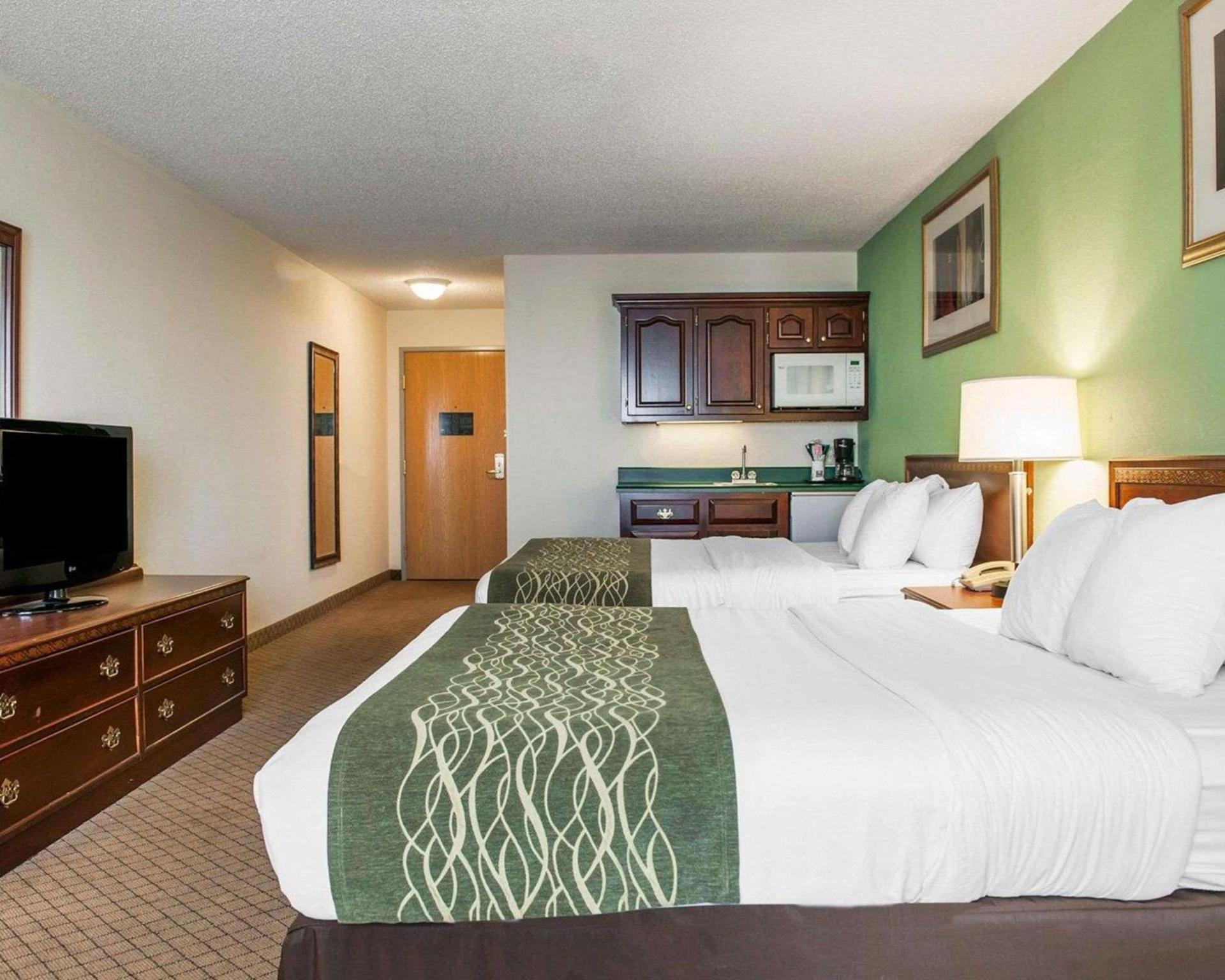 Comfort Inn Goshen photo 13