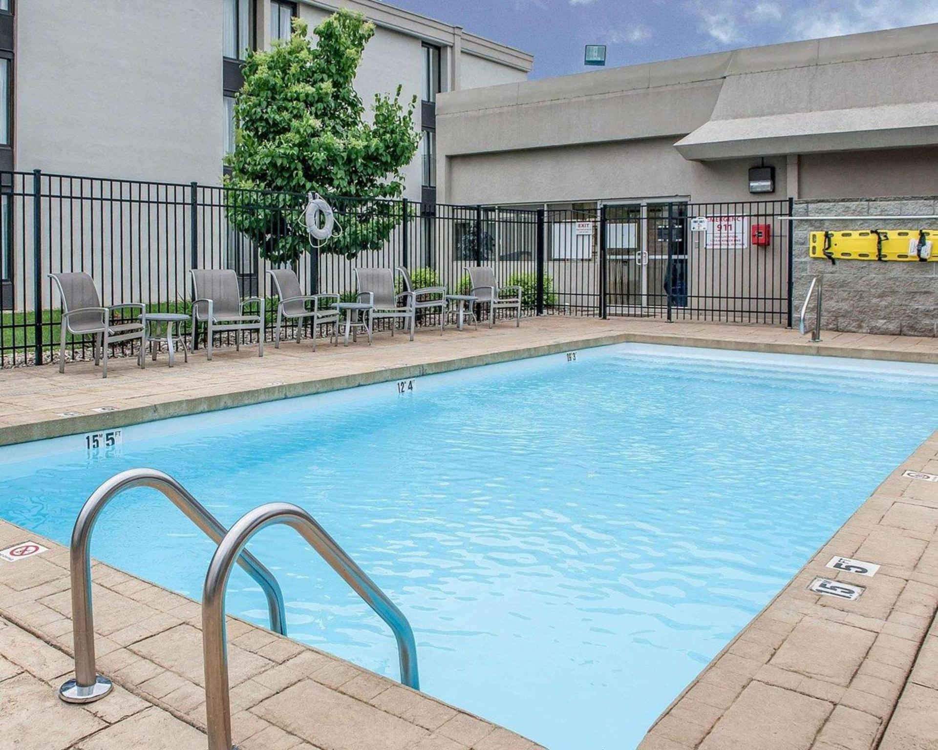 Comfort Inn Bloomington near University photo 24