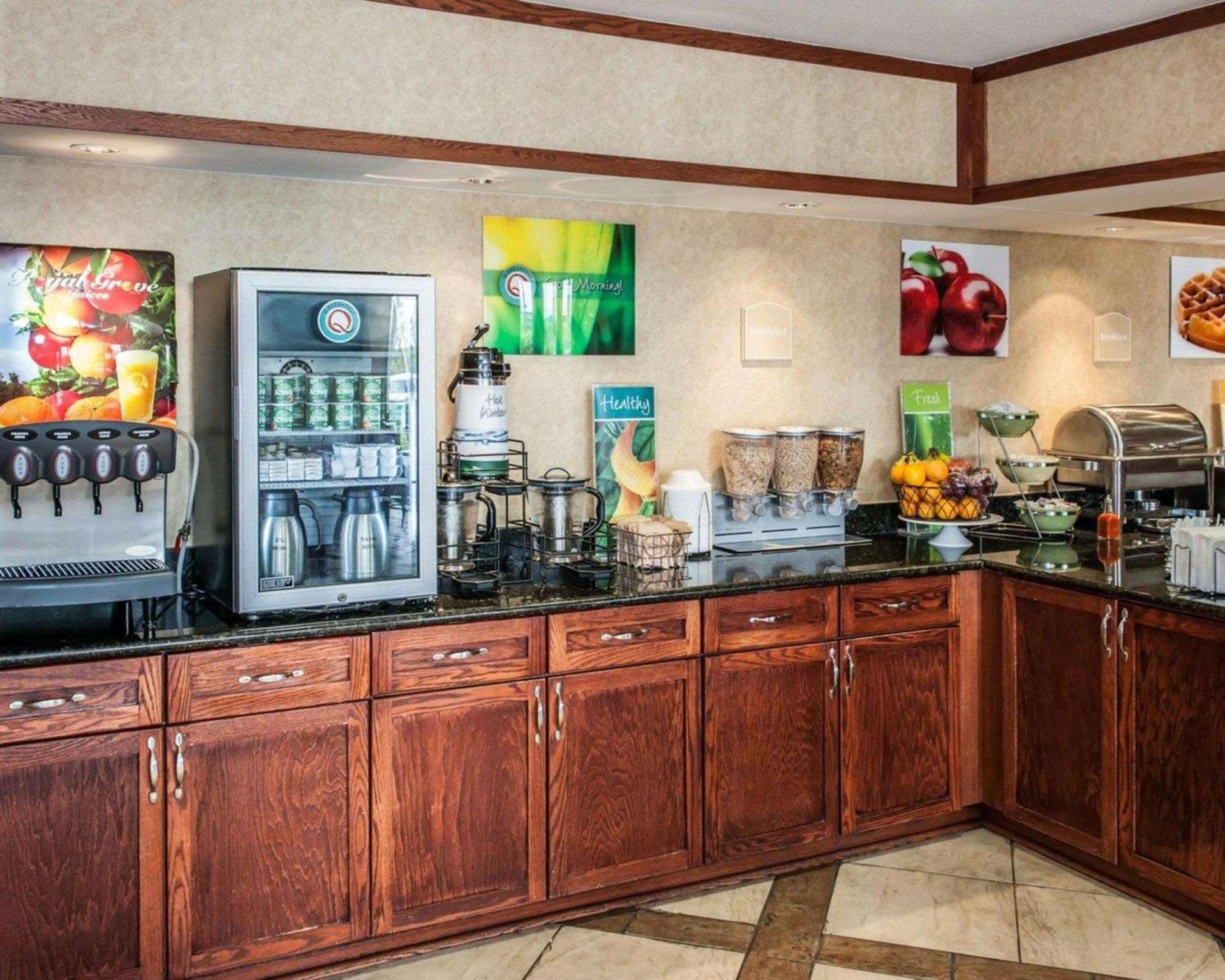 Quality Inn Castleton photo 17