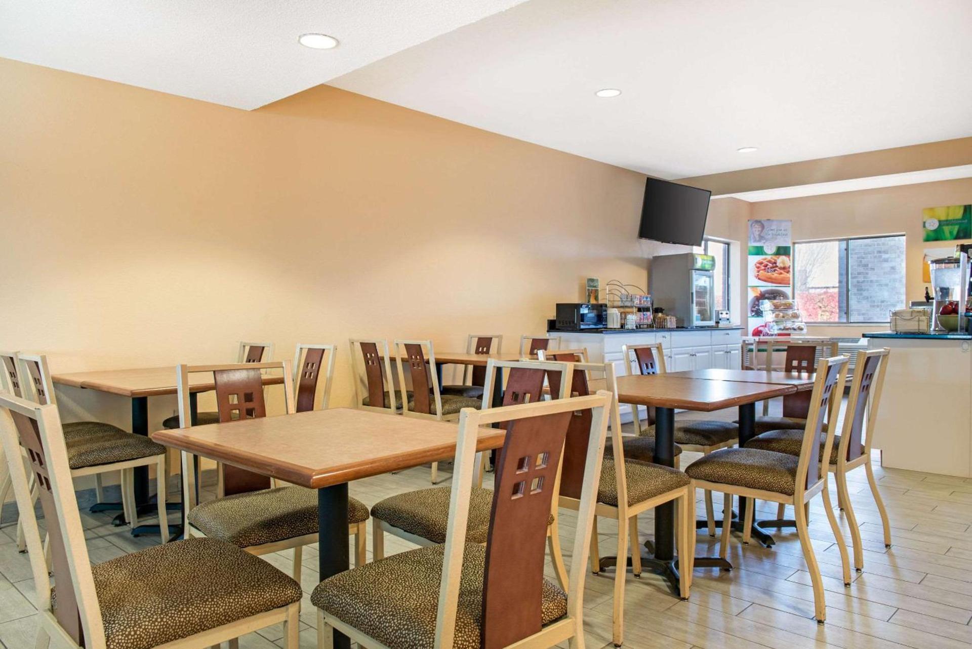 Quality Inn Noblesville-Indianapolis photo 21