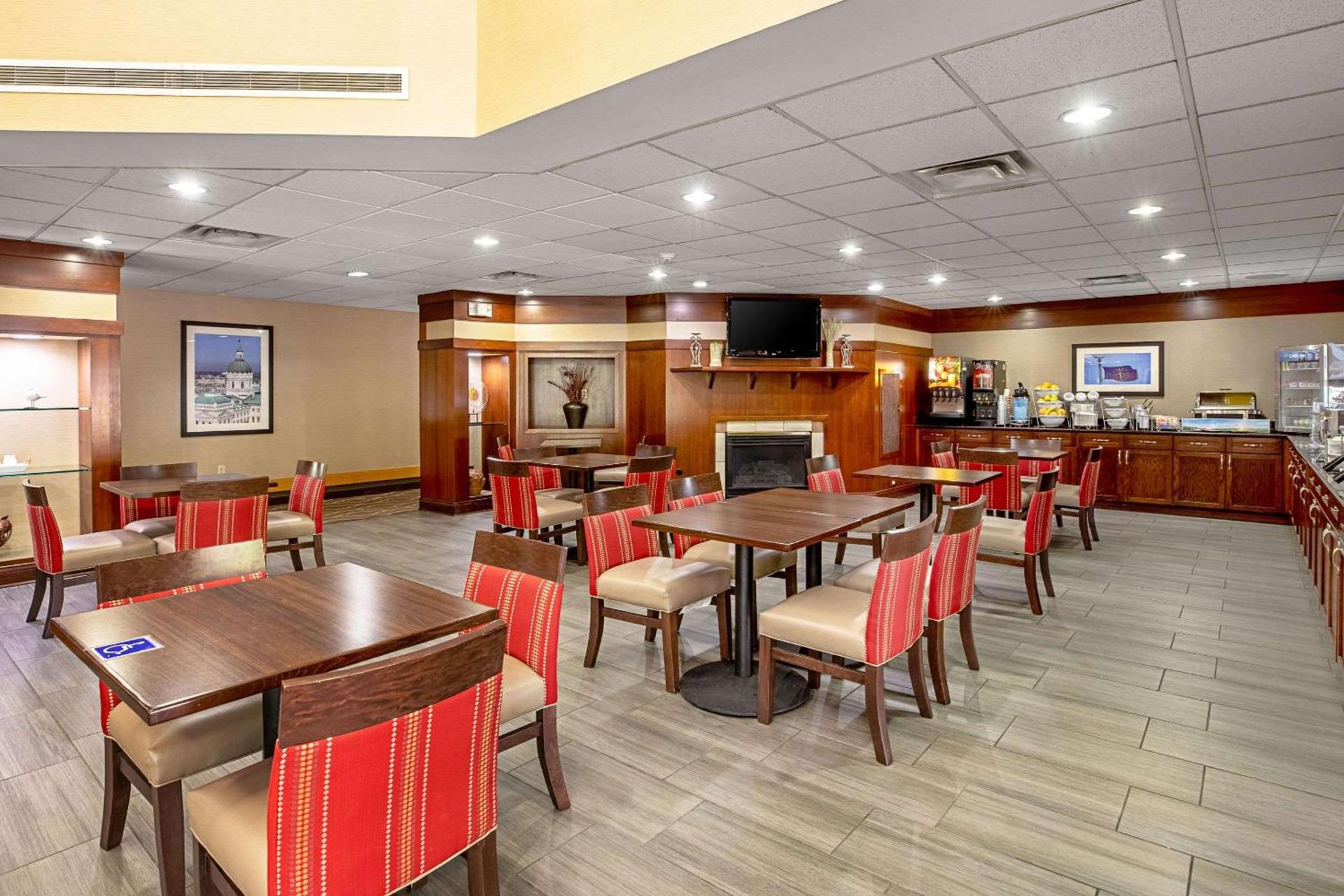 Comfort Inn Indianapolis North - Carmel photo 30