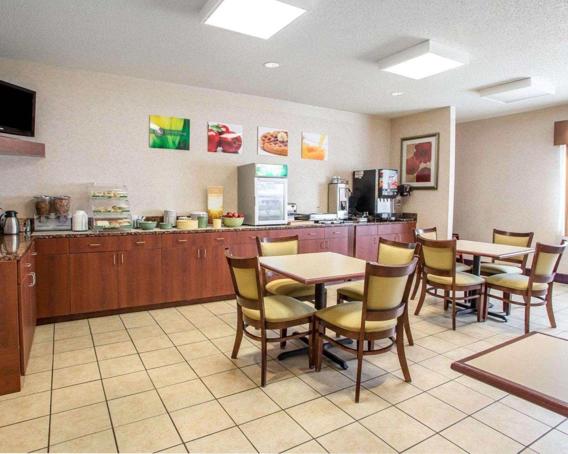 Quality Inn Merrillville photo 19