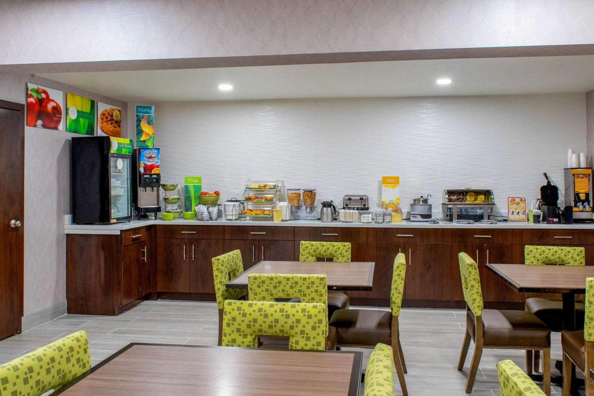 Quality Inn Plainfield - Indianapolis West photo 25